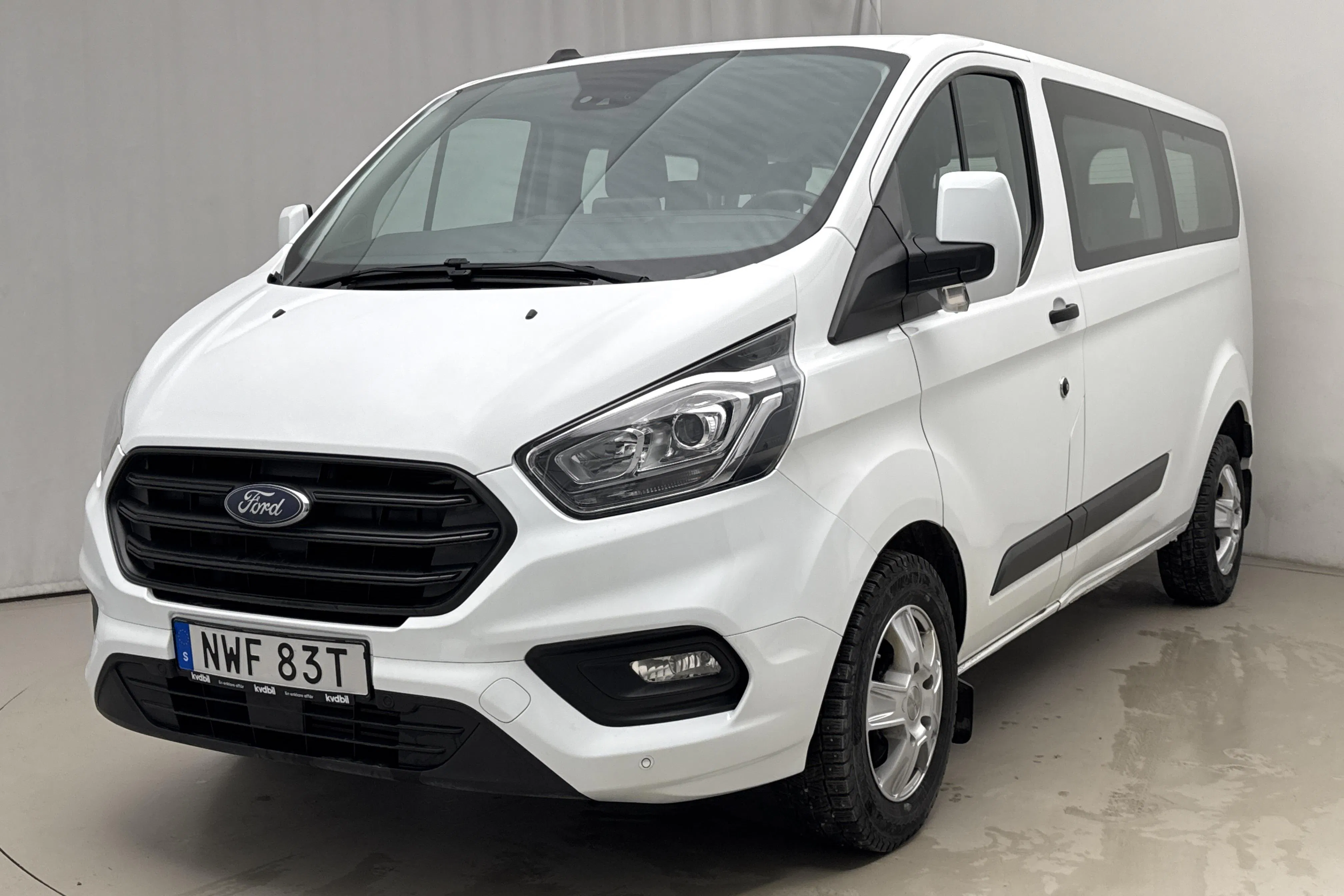 Presentation photo 1 of 16: Ford Transit 330 (130hk) - 38 950 km - Automatic - white - 2021