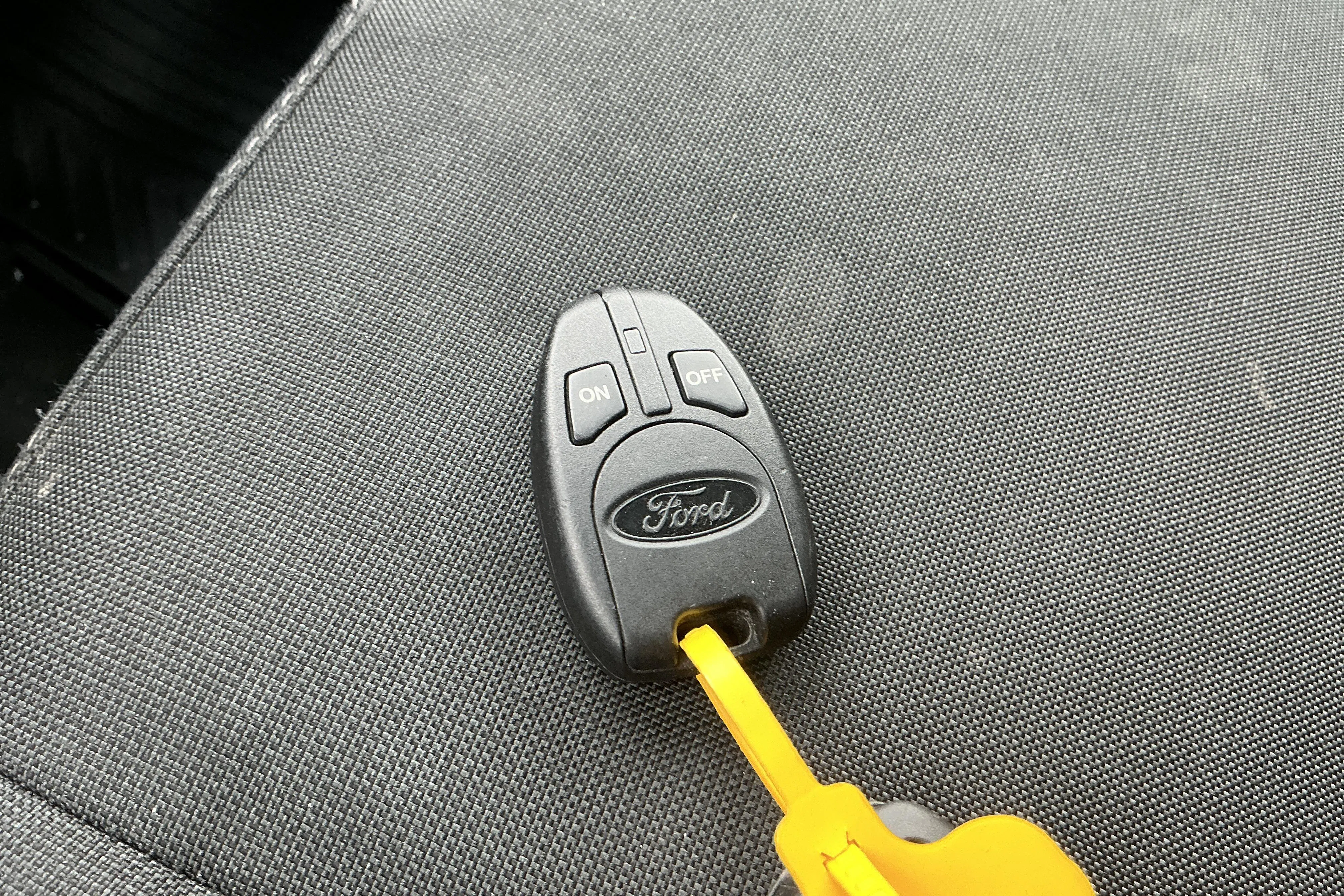 Presentation photo 16 of 16: Ford Transit 330 (130hk) - 38 950 km - Automatic - white - 2021