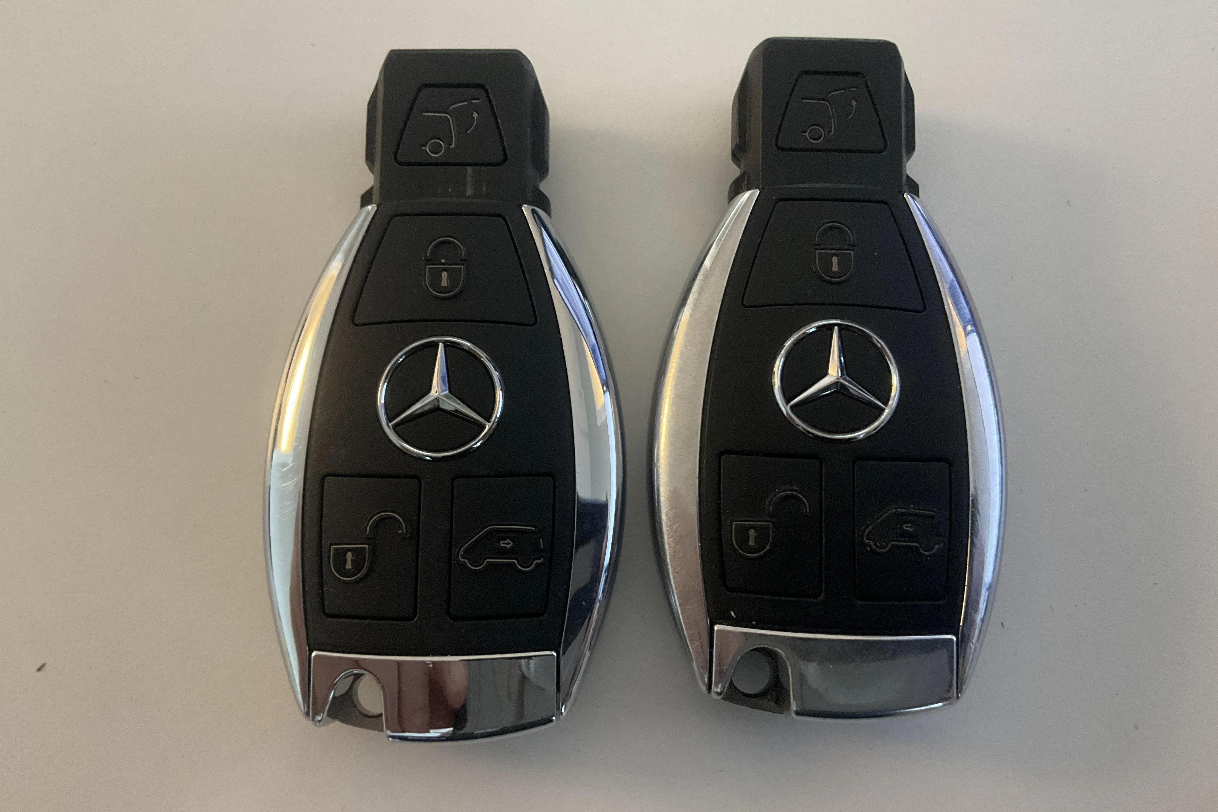 Presentation photo 17 of 17: Mercedes V 250 d 4MATIC W447 (190hk) - 173 700 km - Automatic - silver - 2017