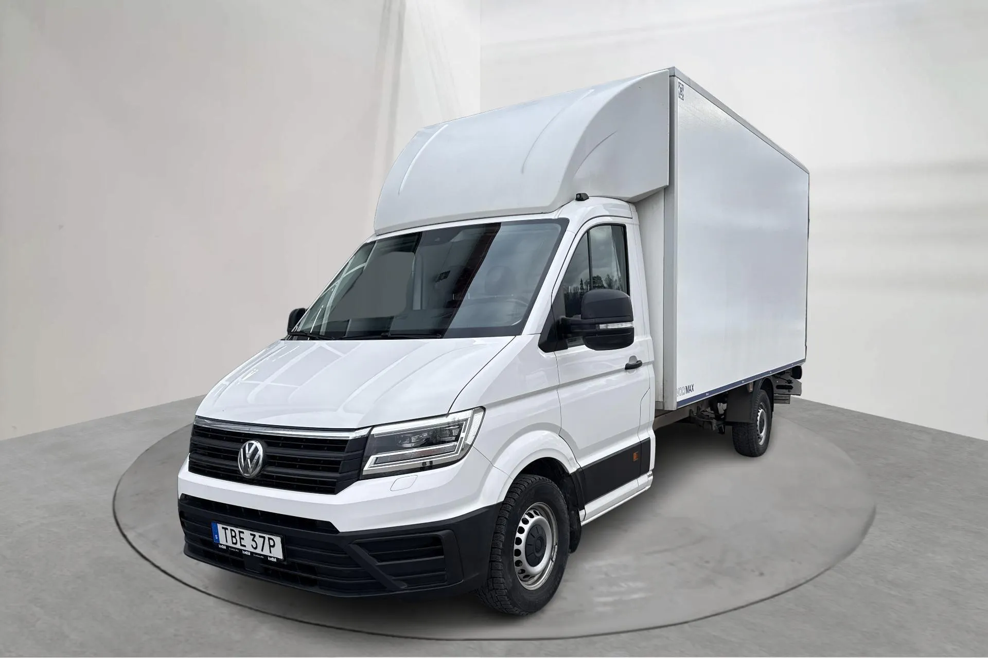 Presentation photo 1 of 19: VW Crafter 35 2.0 TDI Chassi (177hk) - 68 450 km - Automatic - white - 2021
