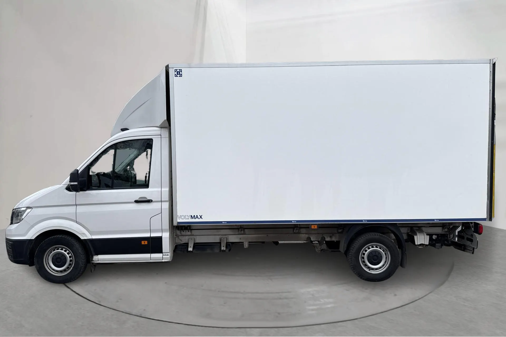 Presentation photo 2 of 19: VW Crafter 35 2.0 TDI Chassi (177hk) - 68 450 km - Automatic - white - 2021