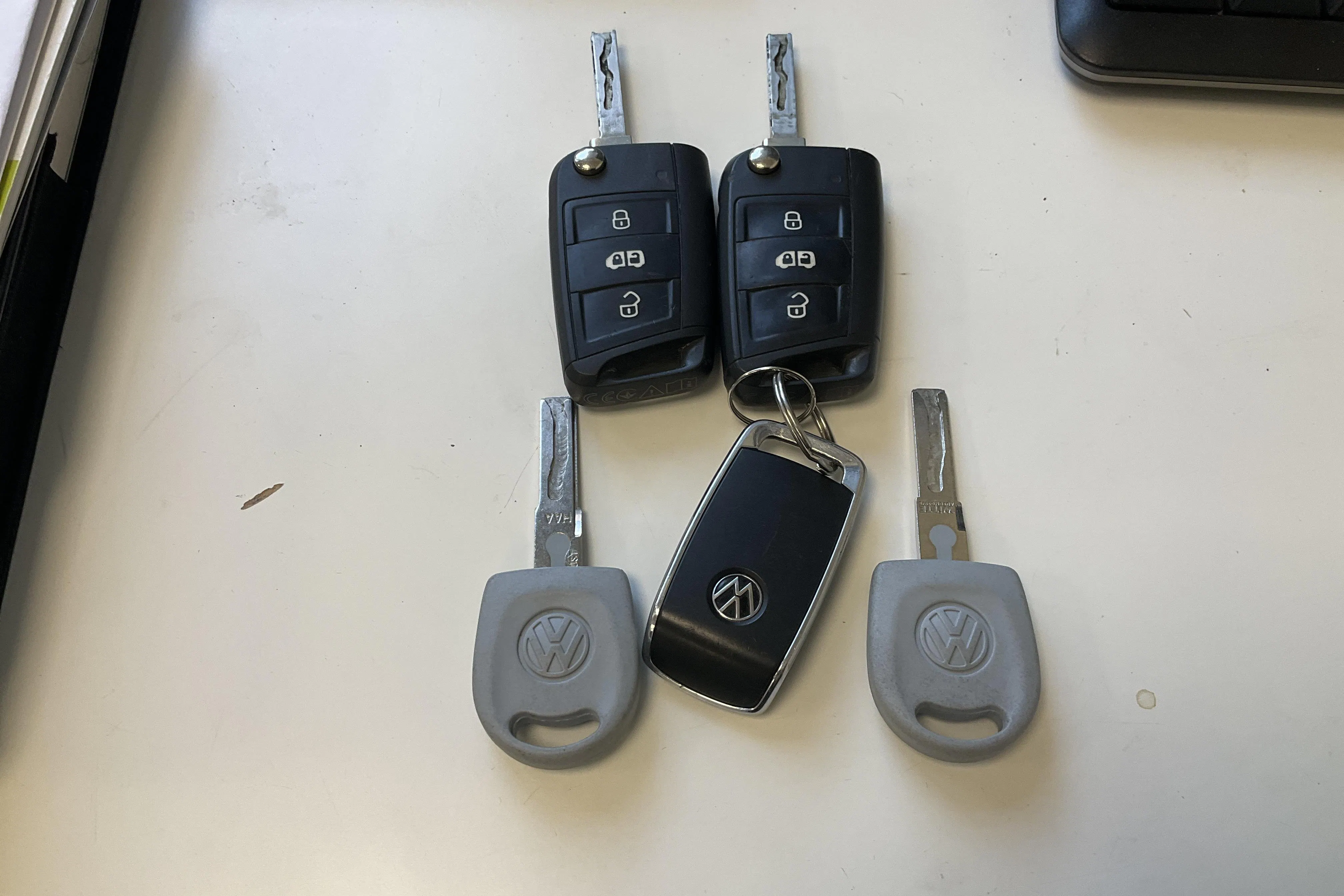 Presentation photo 16 of 16: VW Transporter T6.1 Skåp TDI (90hk) - 228 590 km - Manual - white - 2022