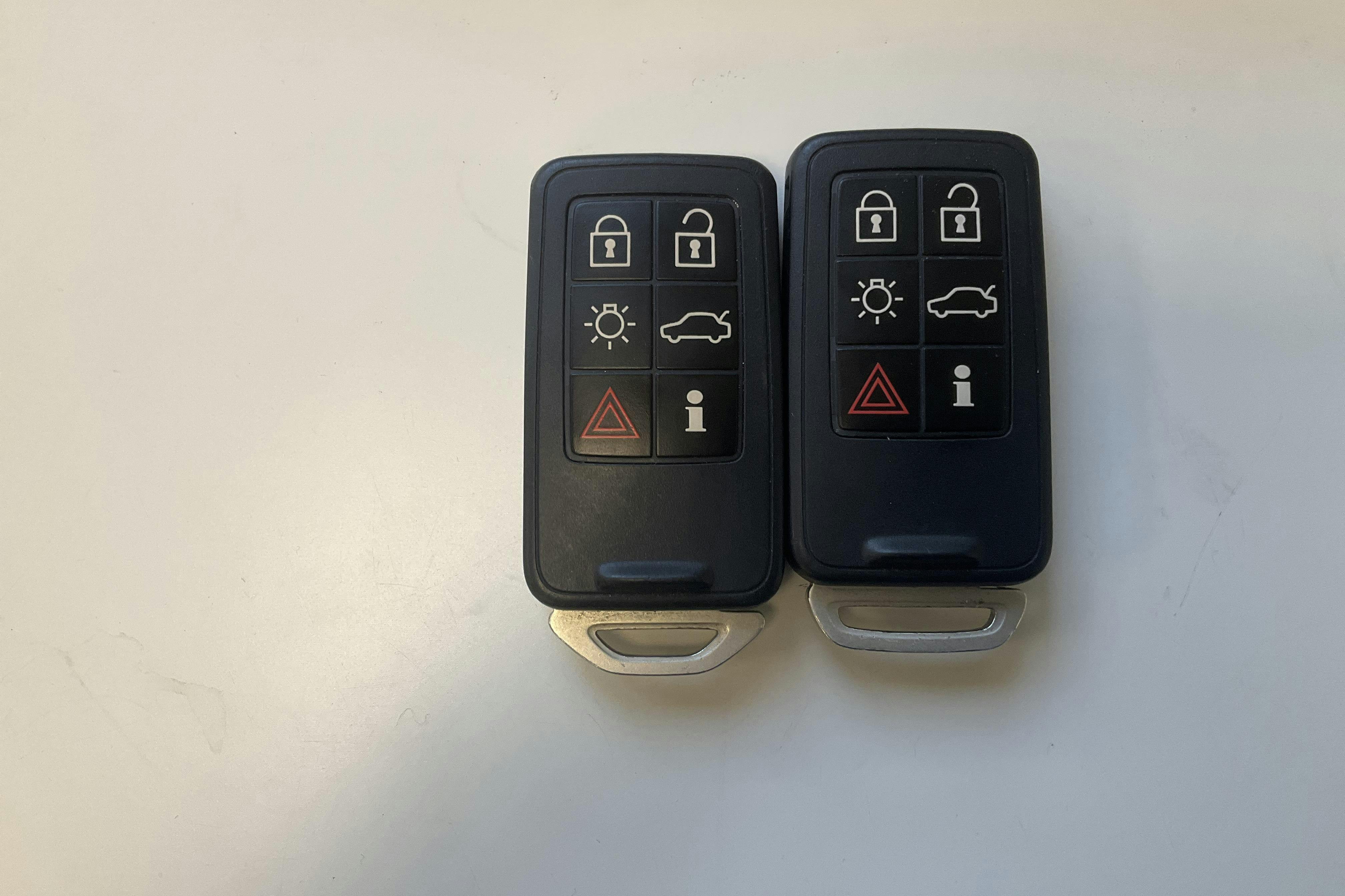 Presentation photo 20 of 20: Volvo V60 D3 (150hk) - 138 890 km - Automatic - silver - 2017