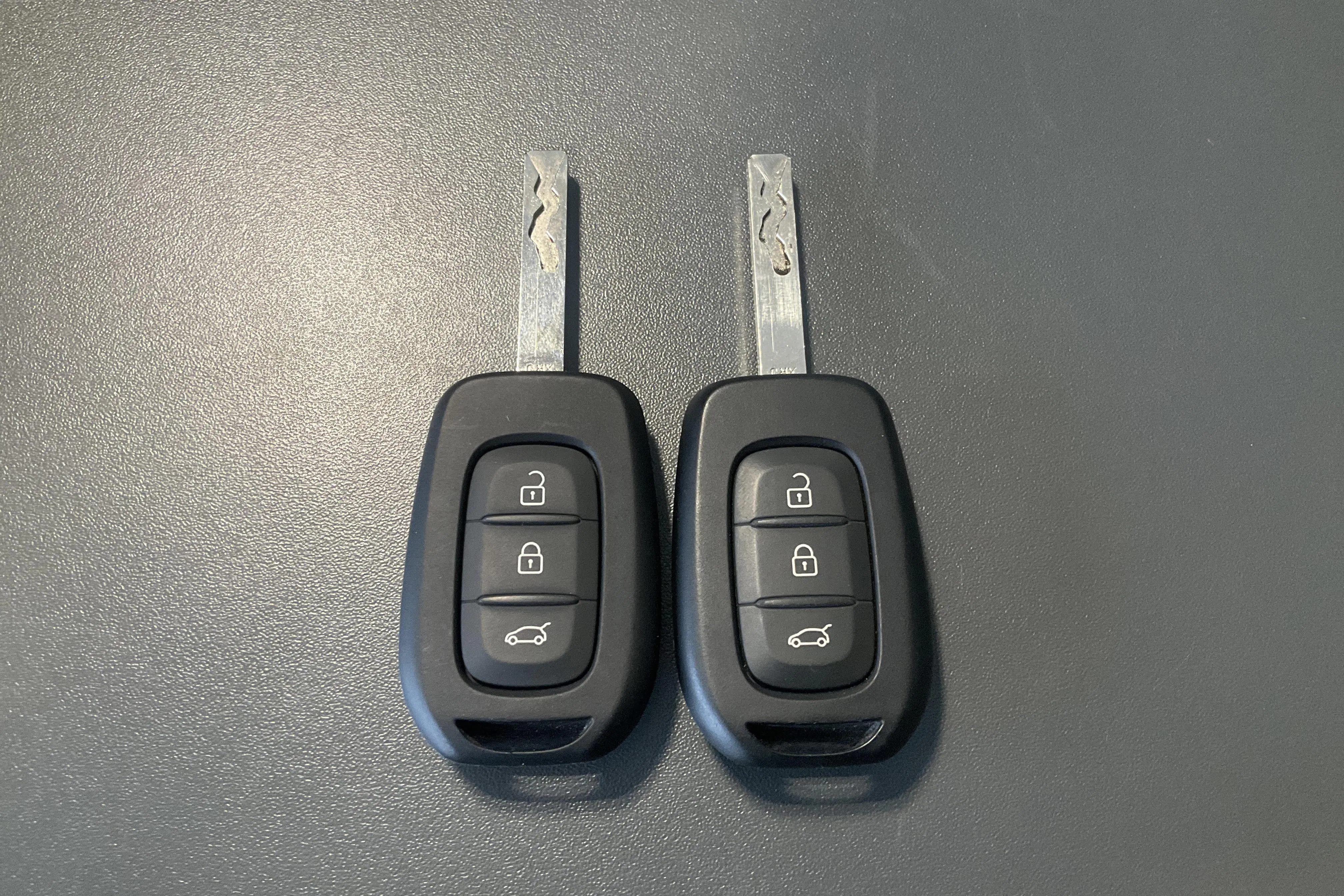 Presentation photo 16 of 16: Dacia Sandero 1.0 TCe (90hk) - 21 080 km - Automatic - white - 2025