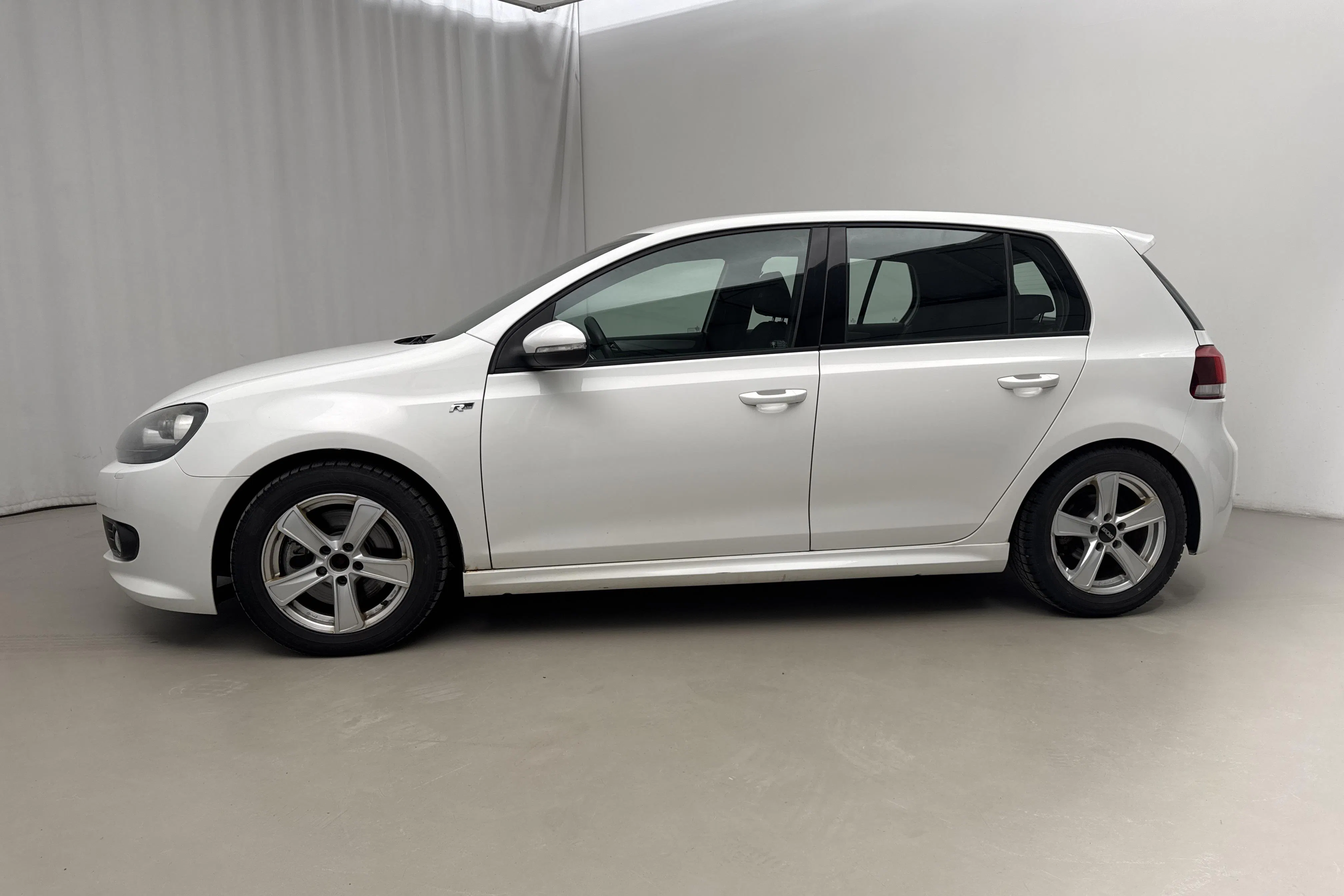 Presentation photo 2 of 14: VW Golf VI GT 1.4 TSI 5dr (160hk) - 148 250 km - Manual - white - 2013