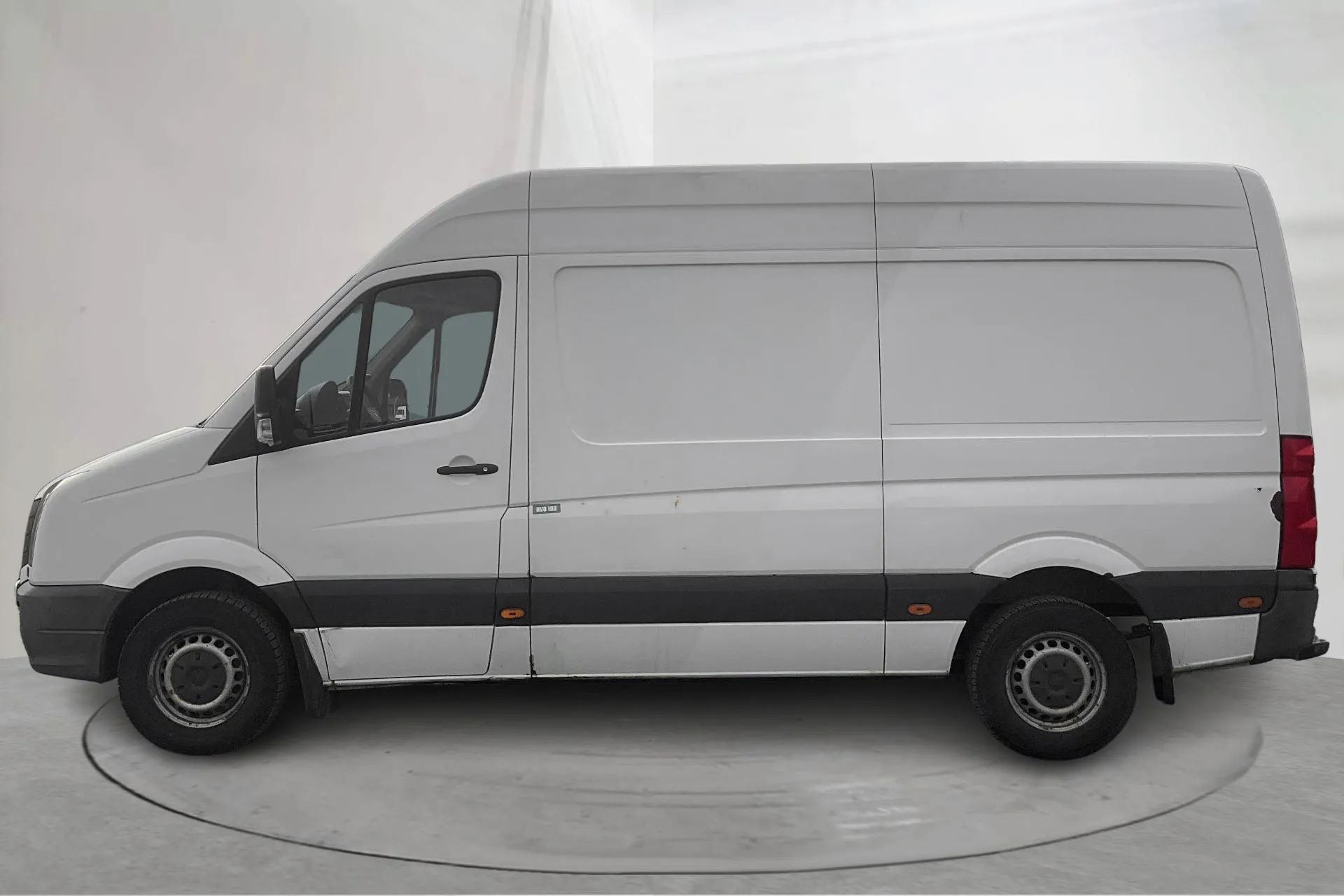 Presentation photo 2 of 13: VW Crafter 35 2.0 TDI Skåp (109hk) - 293 710 km - Manual - white - 2016