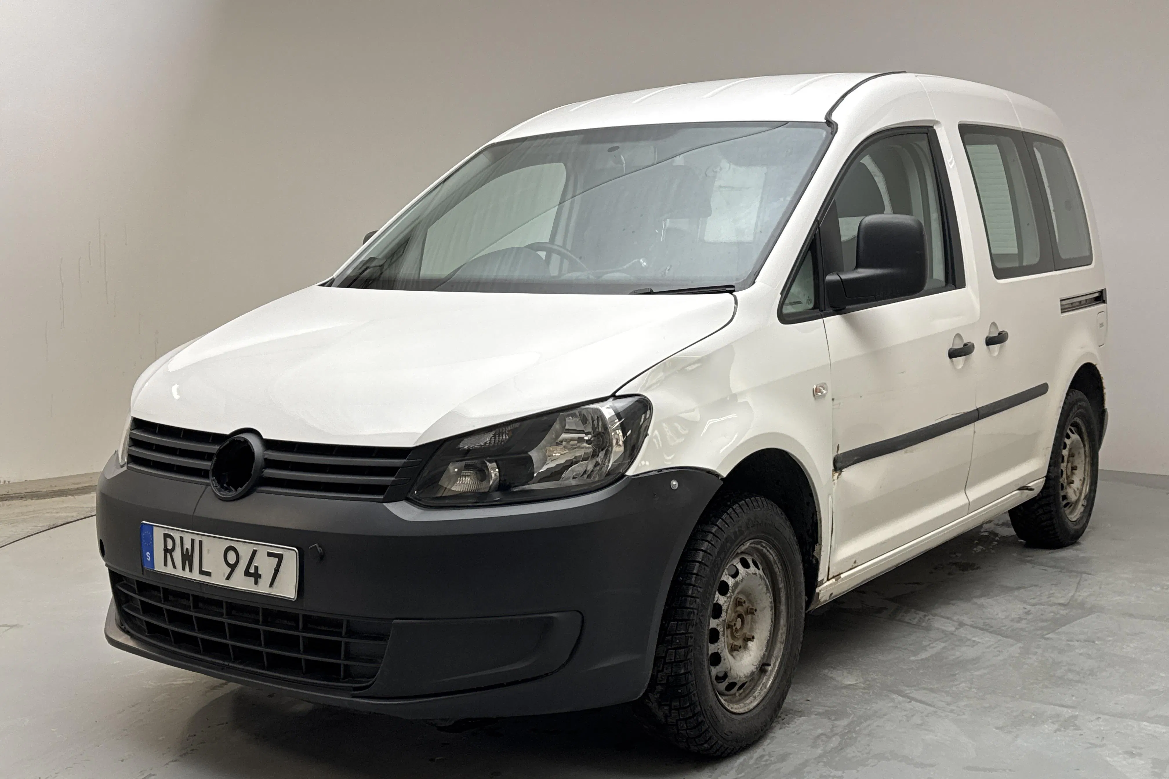 Presentation photo 1 of 13: VW Caddy 1.6 TDI Skåp (102hk) - 358 990 km - Automatic - white - 2015
