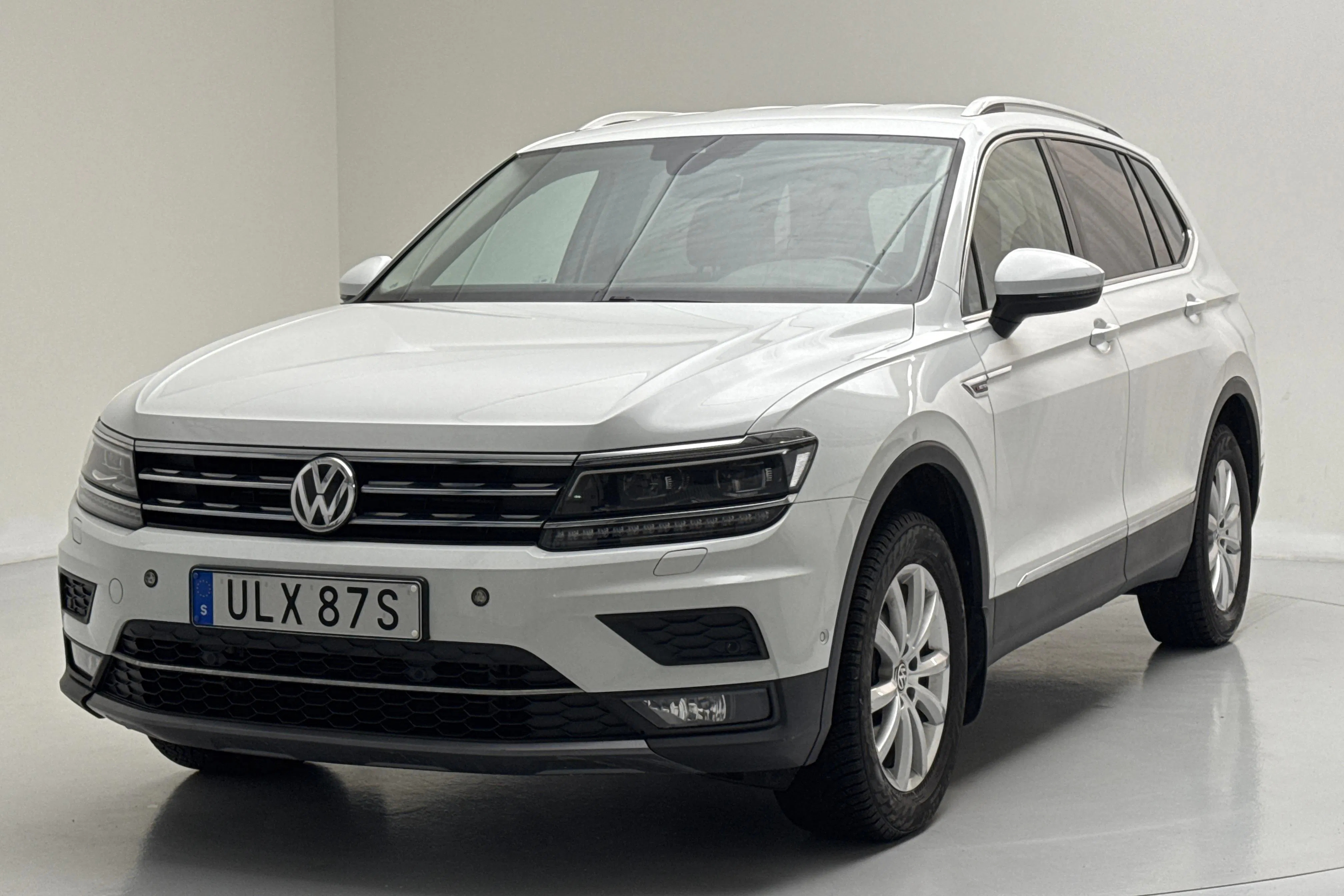 Presentation photo 1 of 16: VW Tiguan Allspace 2.0 TDI 4MOTION (190hk) - 76 590 km - Automatic - white - 2019