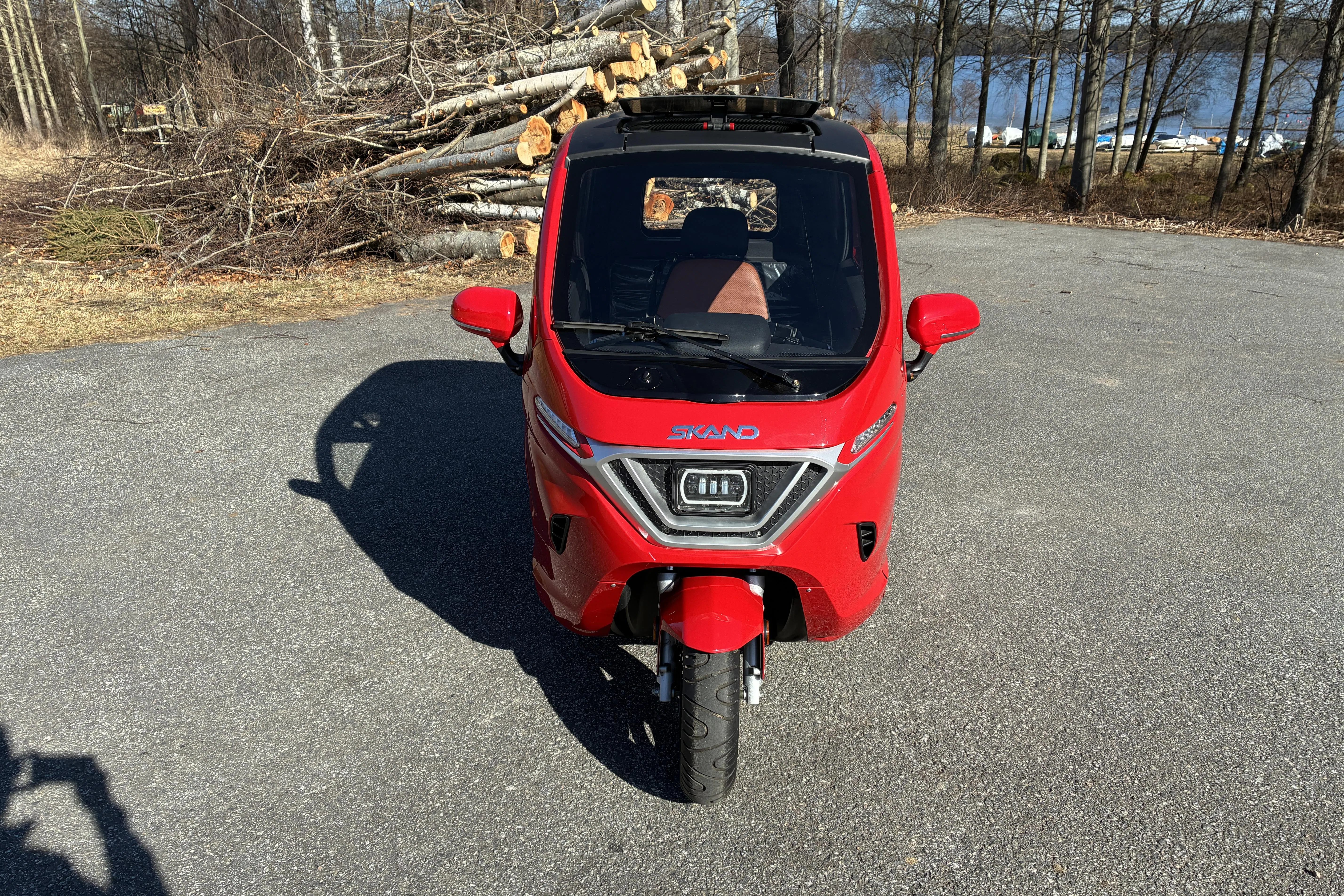 Presentation photo 2 of 26: SKAND GOMOTO 4.3 Moped Klass II Eldriven - 20 km - 2021