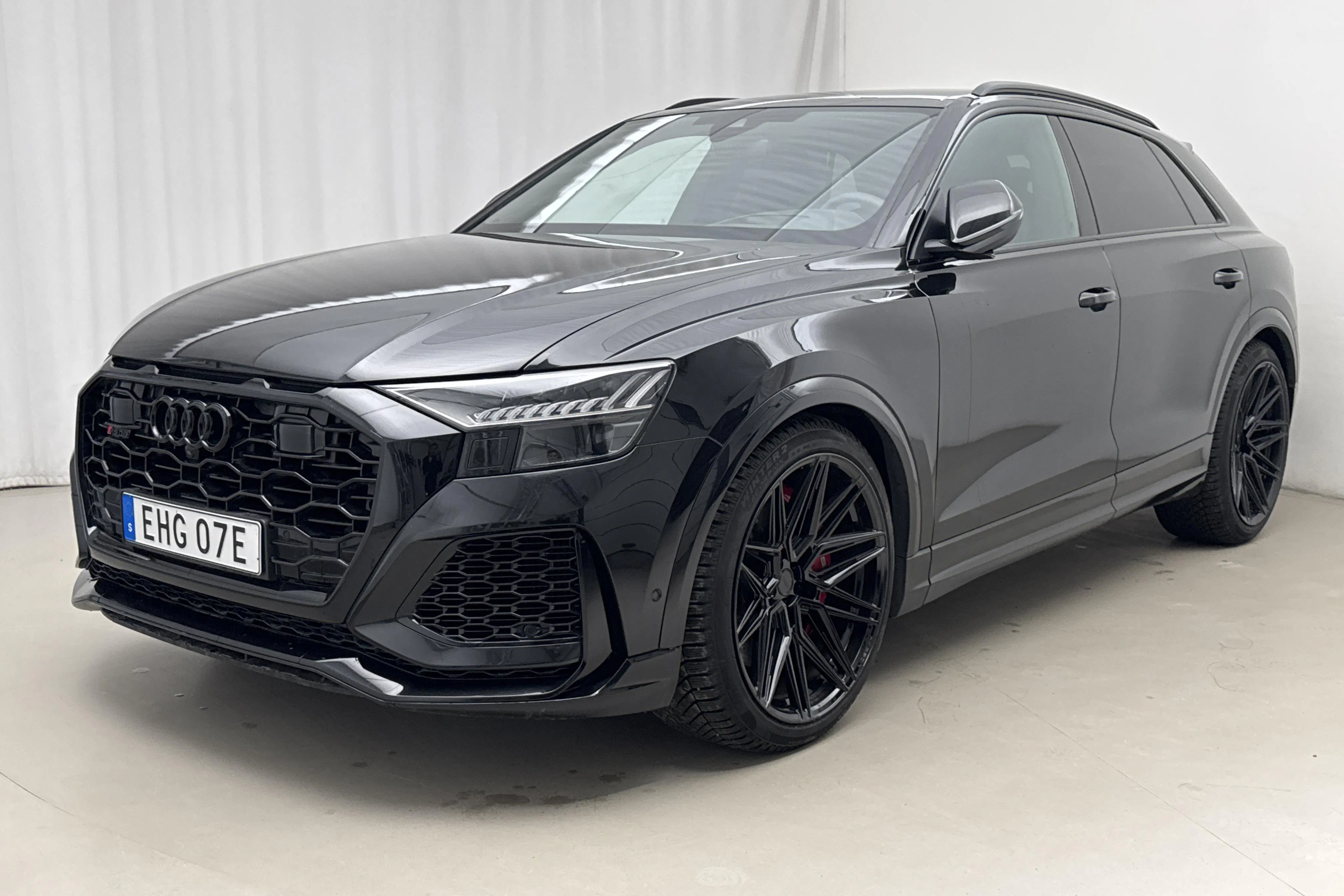 Presentationsfoto 1 av 19: Audi RS Q8 TFSI quattro (600hk) - 3 441 mil - Automat - svart - 2023