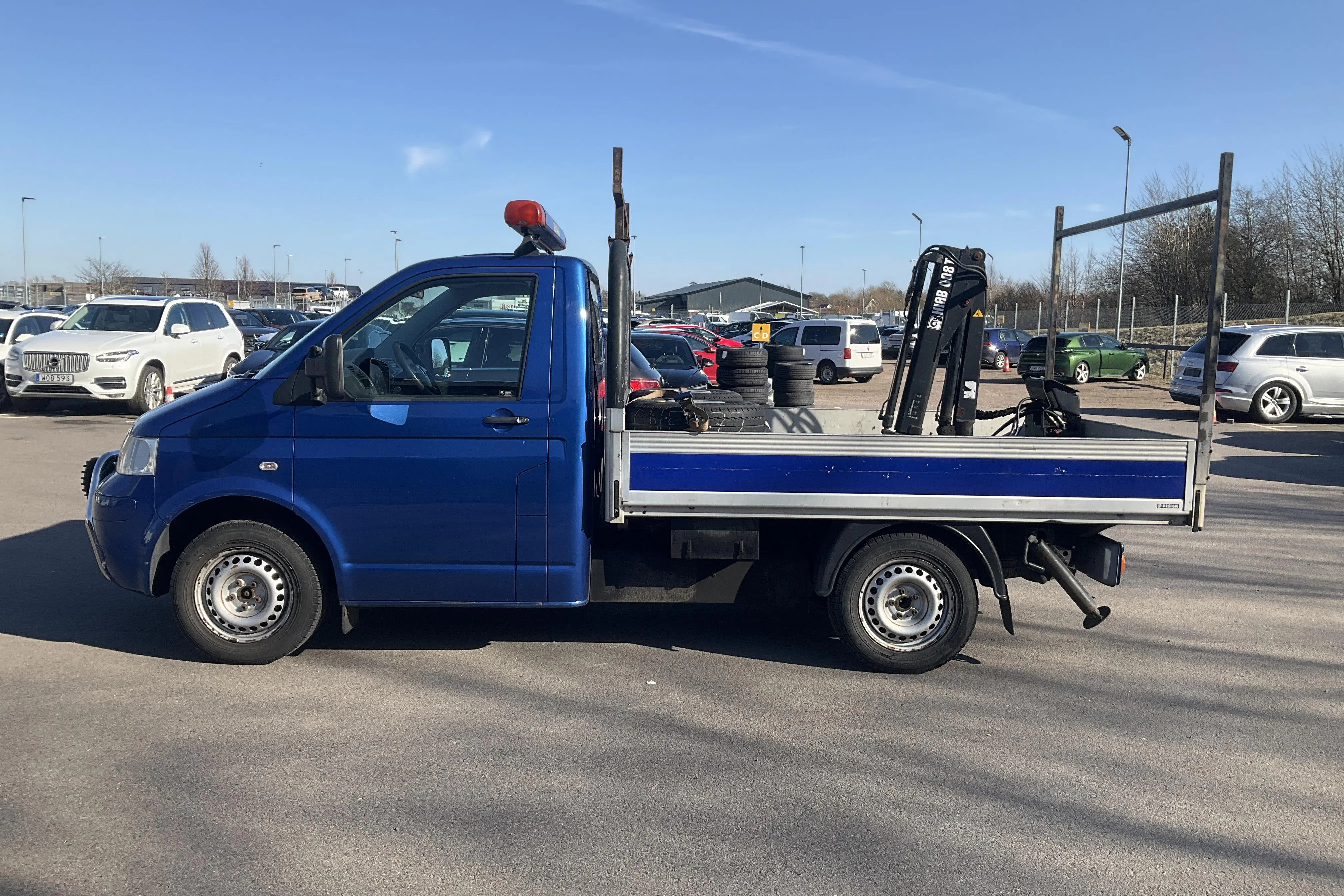 Presentation photo 2 of 16: VW Transporter T5 1.9 TDI Pickup (102hk) - 104 770 km - Manual - blue - 2008