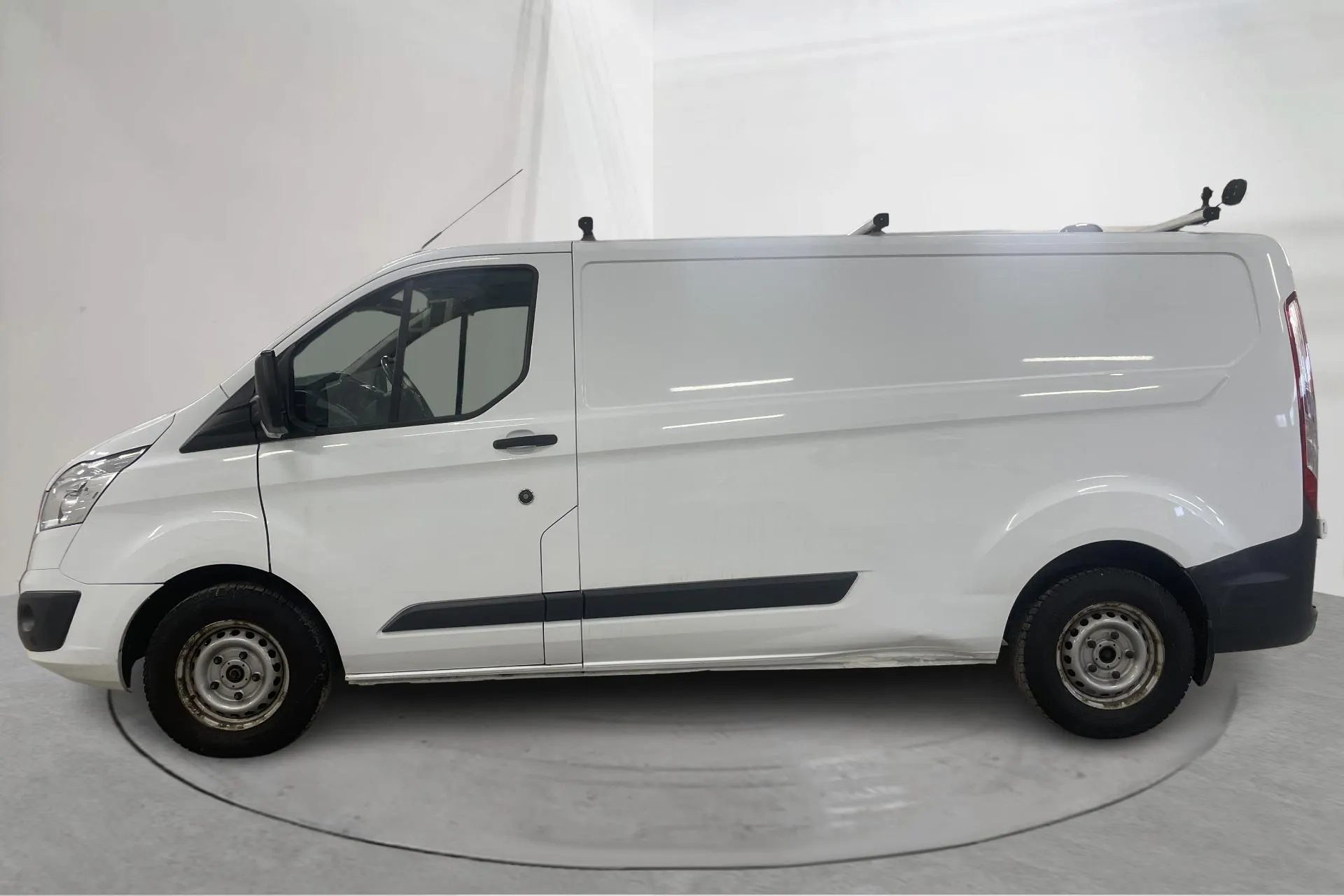Presentation photo 2 of 19: Ford Transit Custom 290 (130hk) - 237 420 km - Manual - white - 2018
