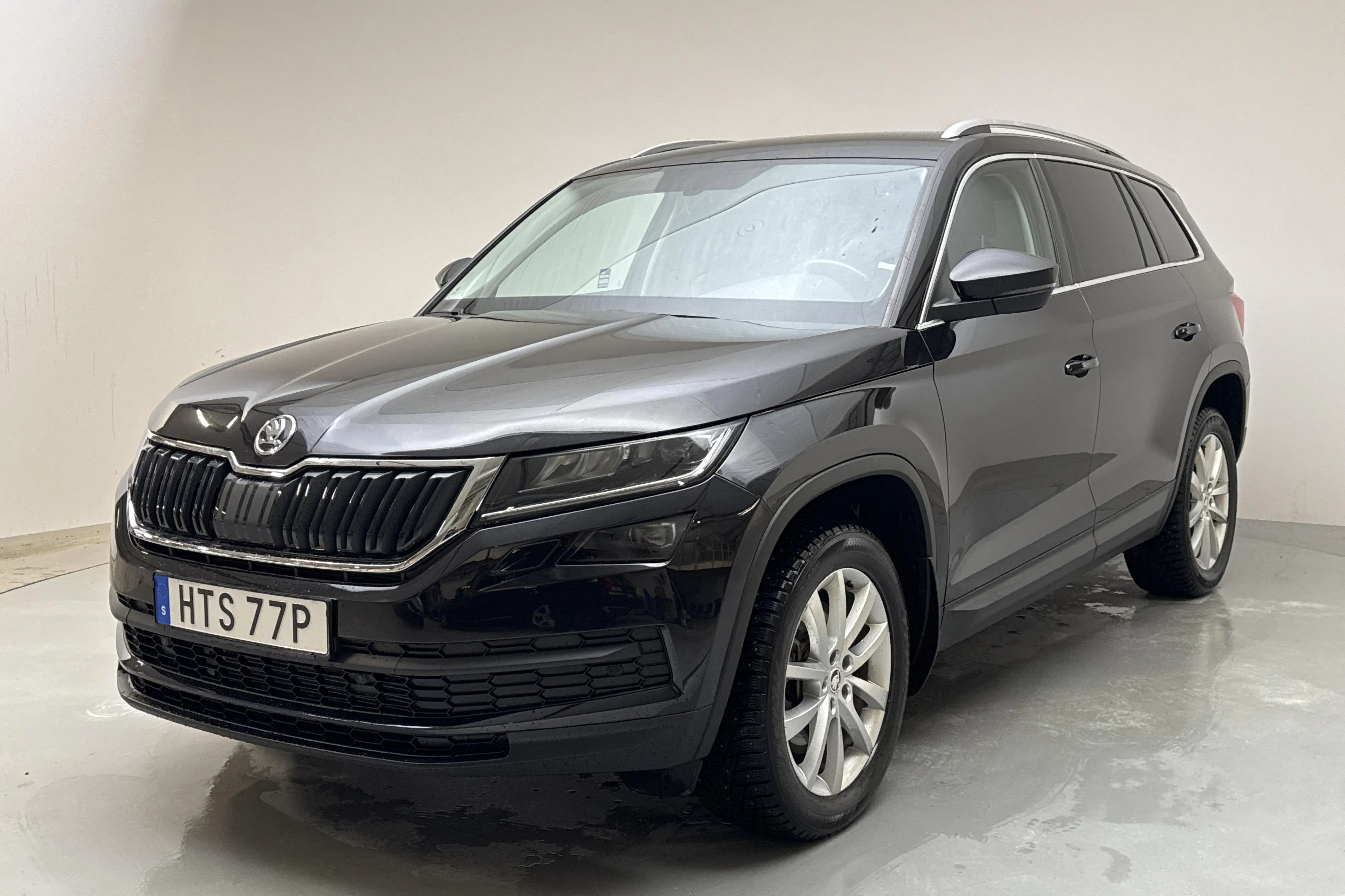 Presentationsfoto 1 av 18: Skoda Kodiaq 2.0 TDI 4X4 (200hk) - 18 275 mil - Automat - svart - 2021