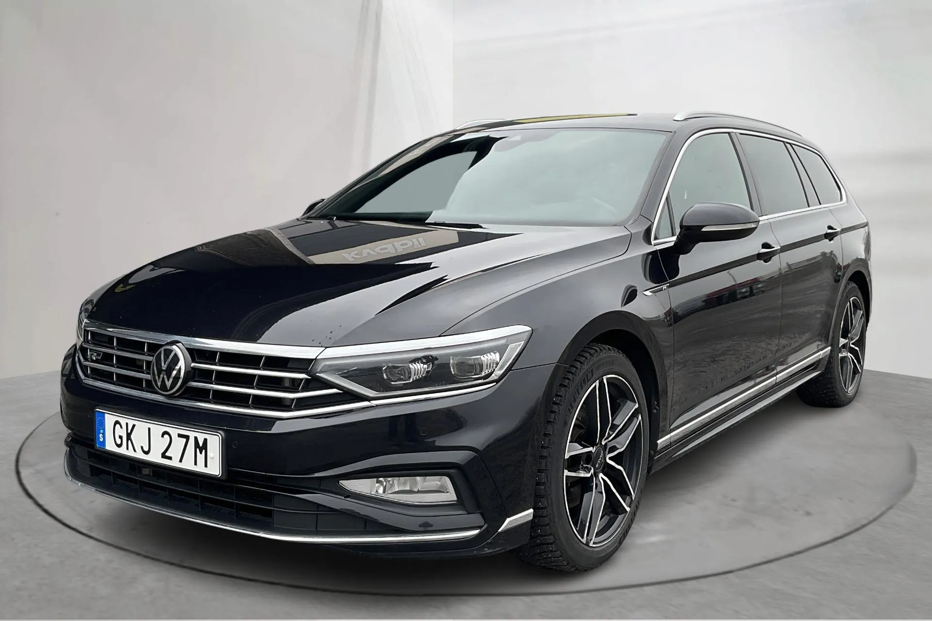 Presentation photo 1 of 19: VW Passat 2.0 TDI Sportscombi 4Motion (200hk) - 150 830 km - Automatic - black - 2021