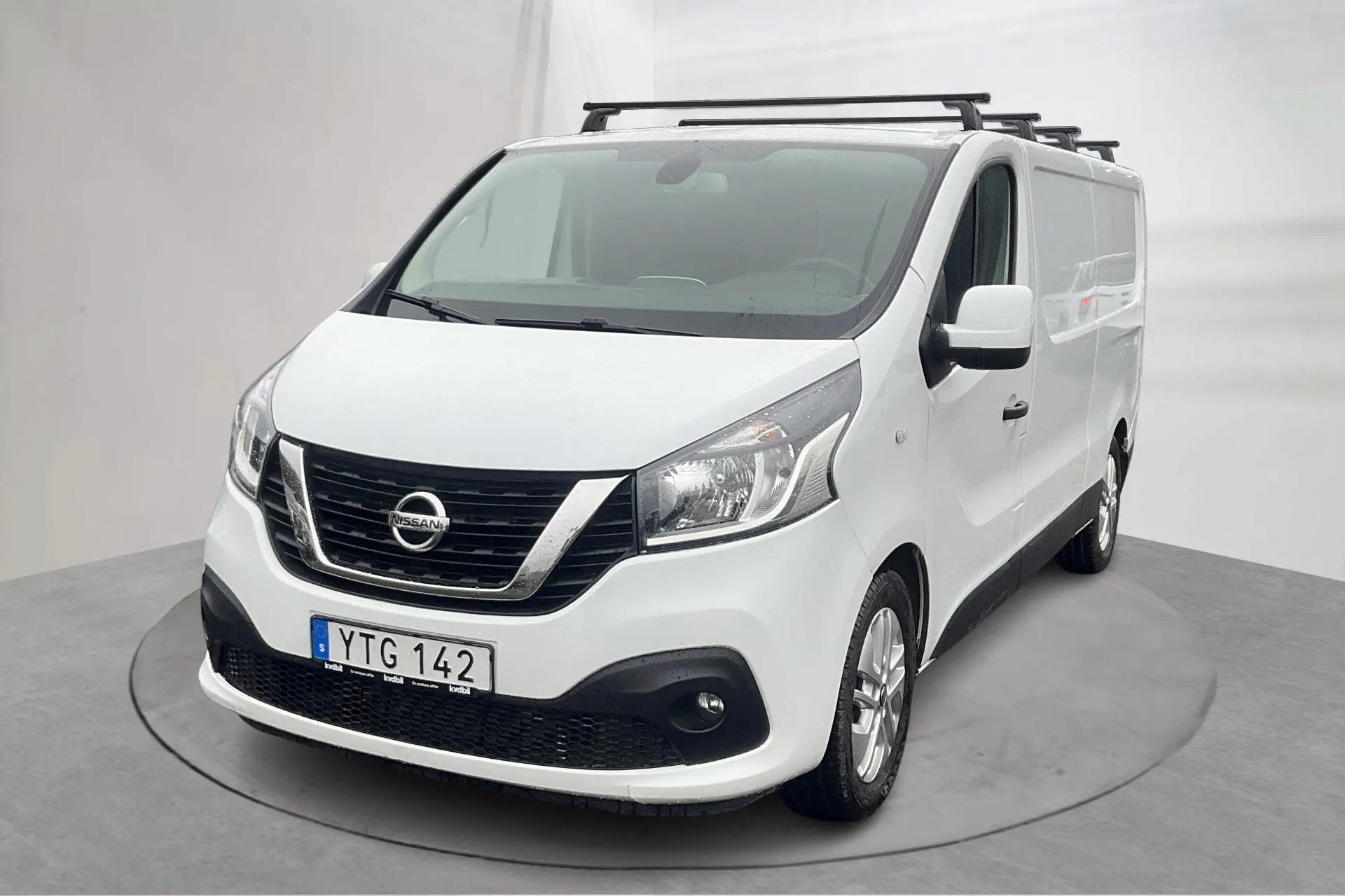 Presentation photo 1 of 14: Nissan NV300 1.6 dCi (145hk) - 210 660 km - Manual - white - 2017