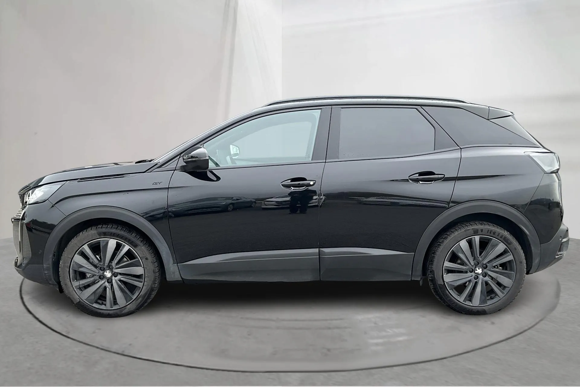 Presentation photo 2 of 15: Peugeot 3008 1.2 PureTech (130hk) - 12 220 km - Automatic - black - 2023