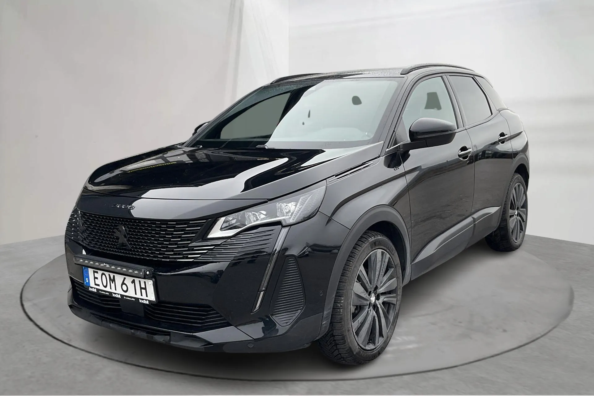 Presentation photo 1 of 15: Peugeot 3008 1.2 PureTech (130hk) - 12 220 km - Automatic - black - 2023