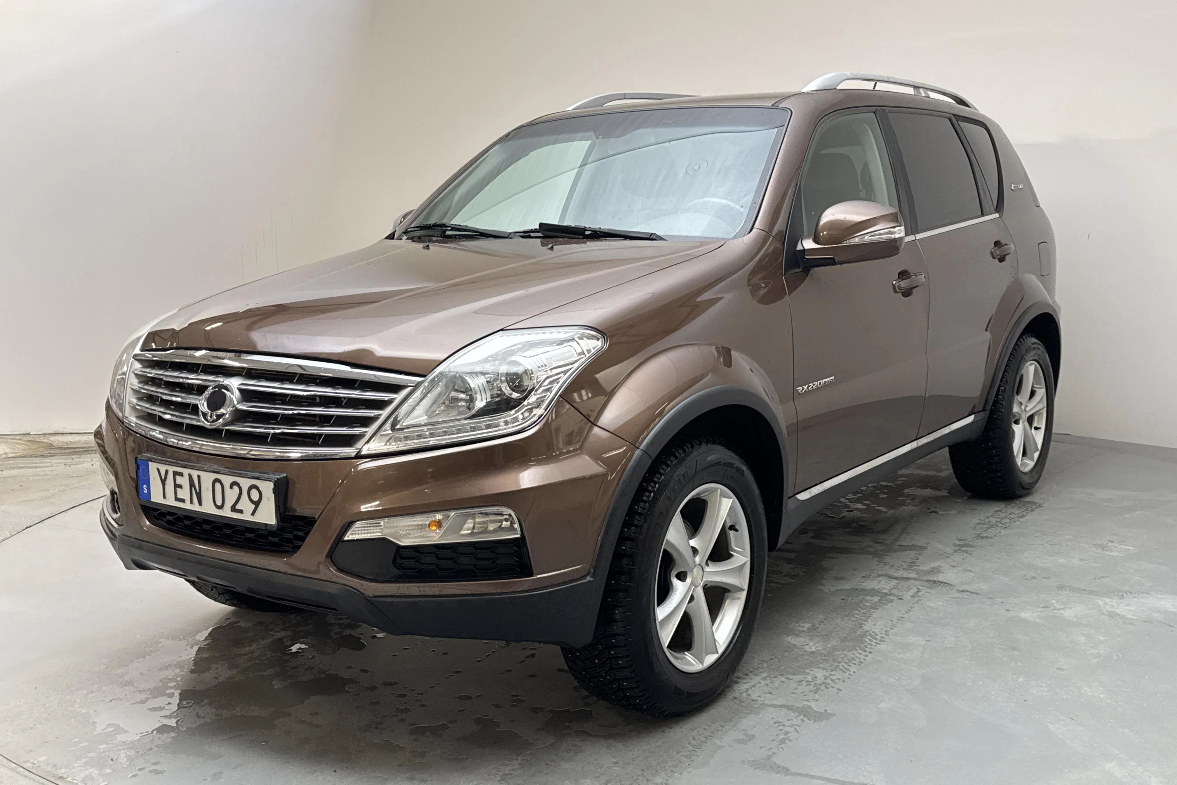 Presentation photo 1 of 15: SsangYong Rexton 2.2 XDi 4WD (178hk) - 116 050 km - Automatic - brown - 2016