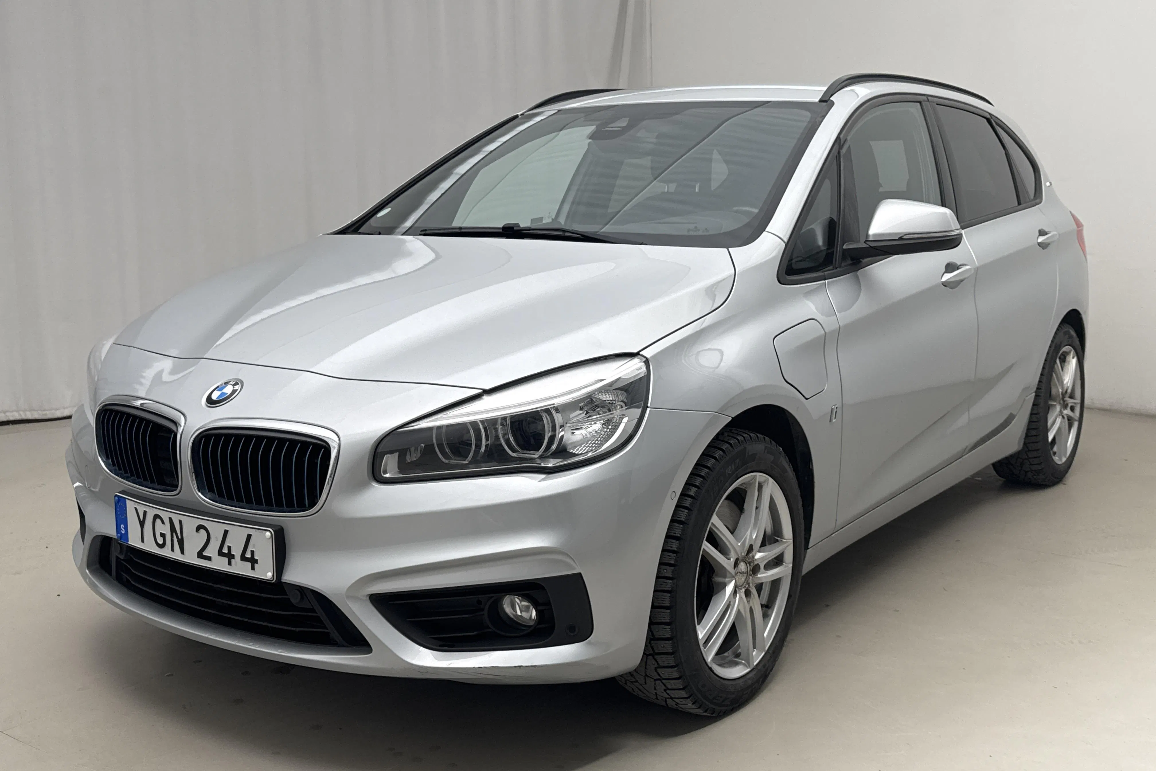BMW 225xe Active Tourer, F45 (224hk)