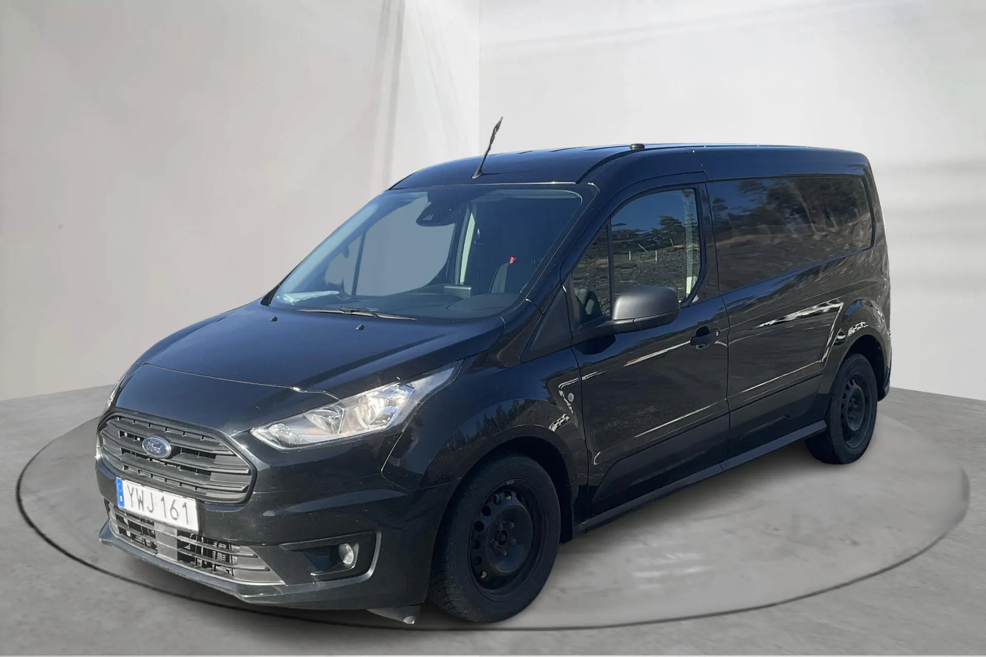 Presentation photo 1 of 14: Ford Transit Connect 1.5 TDCi (120hk) - 226 670 km - Automatic - black - 2019