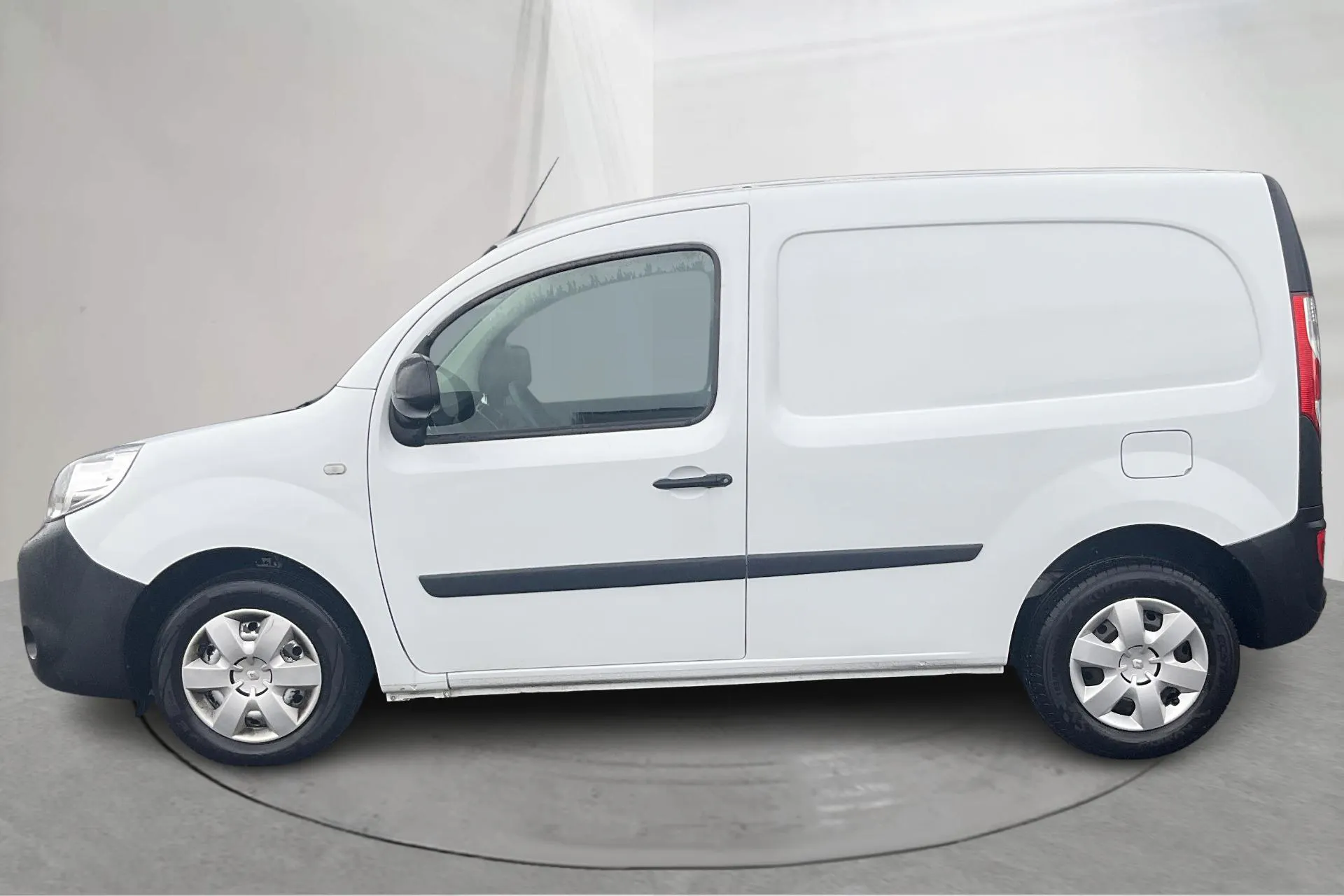 Presentationsfoto 2 av 16: Renault Kangoo 1.5 dCi Skåp (80hk) - 14 073 mil - Manuell - vit - 2021