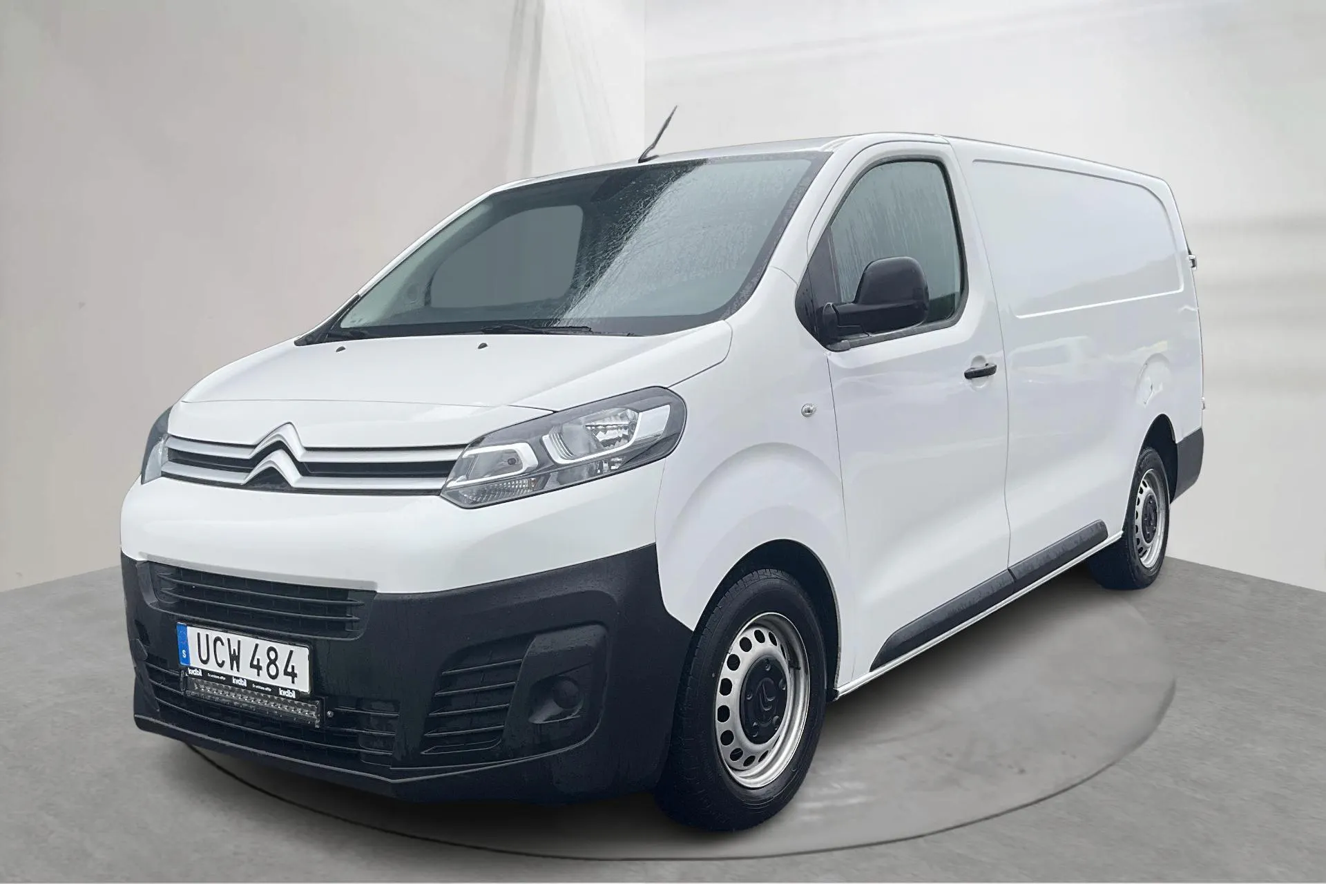 Presentationsfoto 1 av 14: Citroën Jumpy IV 2.0 BlueHDI Skåp (145hk) - 20 789 mil - Manuell - vit - 2022