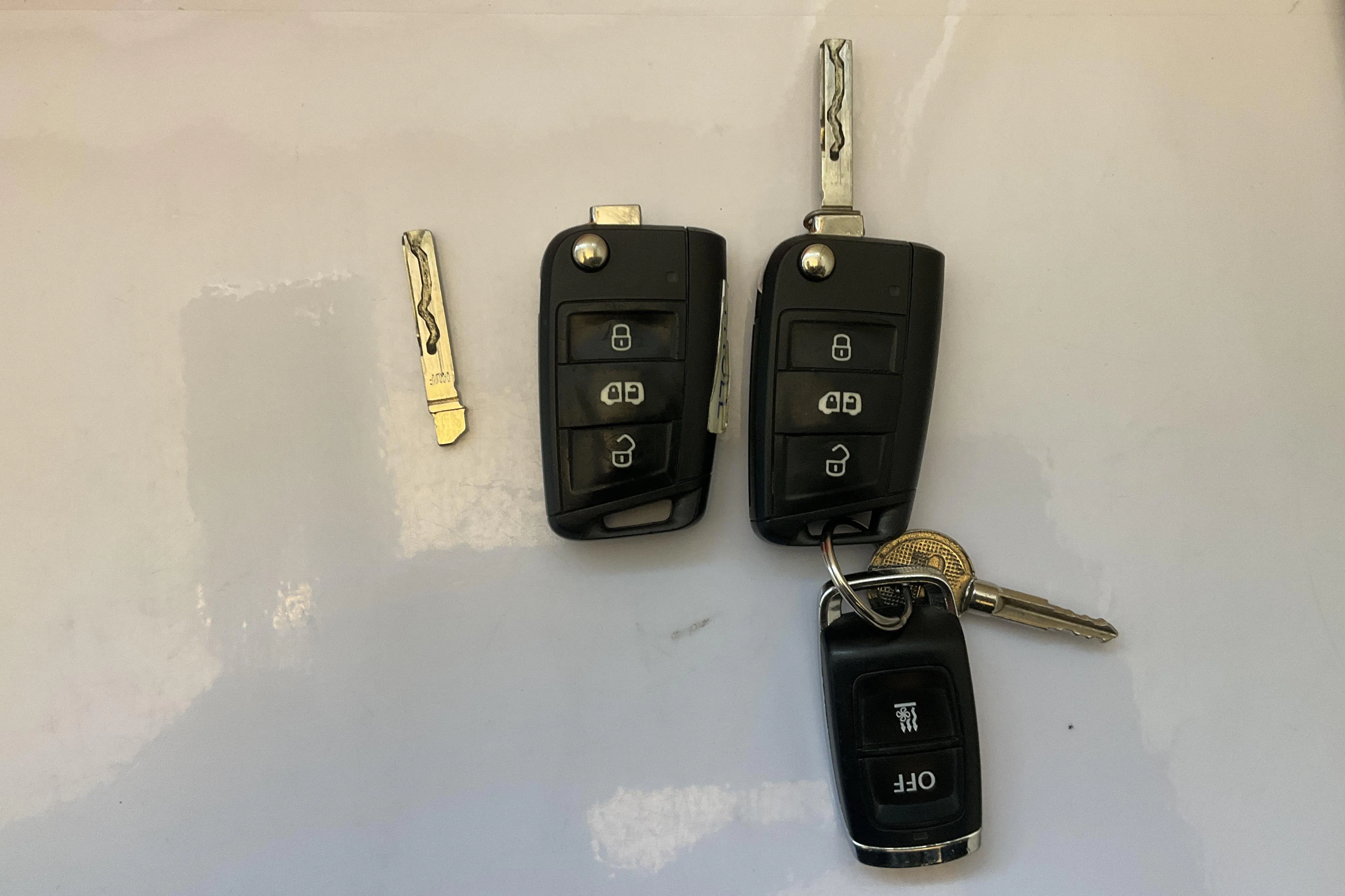 Presentation photo 17 of 17: VW Crafter 35 2.0 TDI Skåp (177hk) - 153 800 km - Automatic - white - 2021