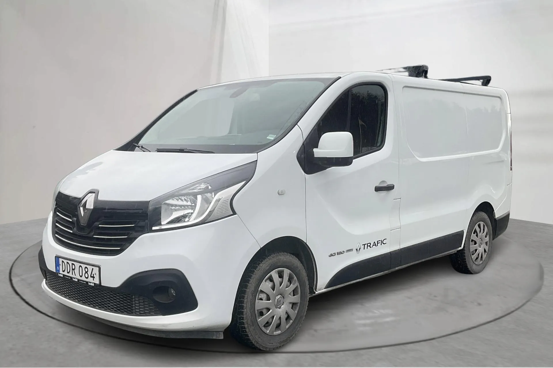 Presentationsfoto 1 av 14: Renault Trafic 1.6 dCi Skåp (120hk) - 12 661 mil - Manuell - vit - 2016