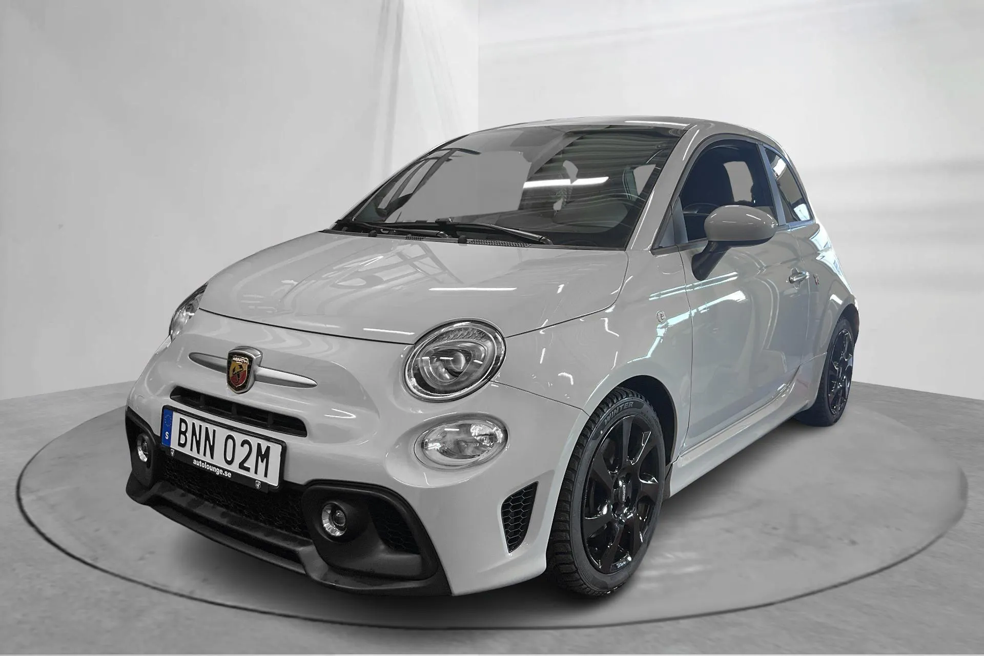 Presentation photo 1 of 15: Abarth Abarth 595 (165hk) - 33 510 km - Manual - gray - 2022