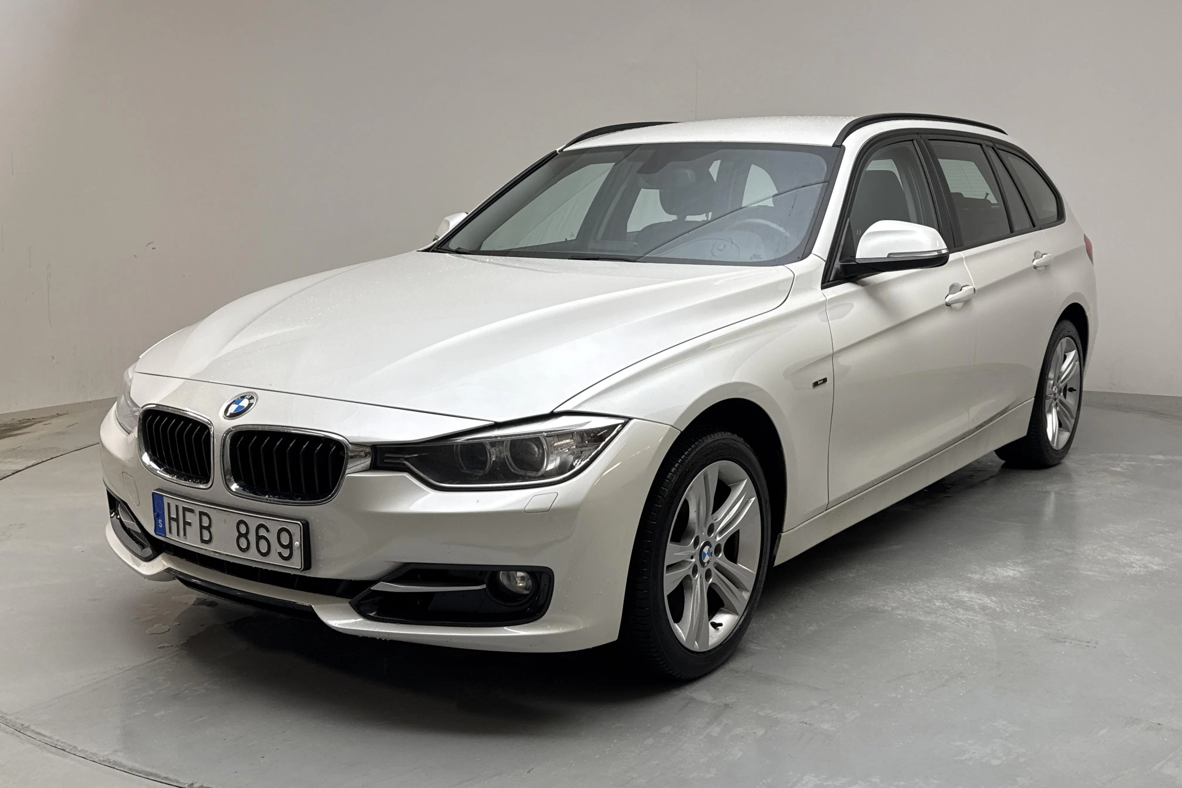 BMW 320d xDrive Touring, F31 (184hk)