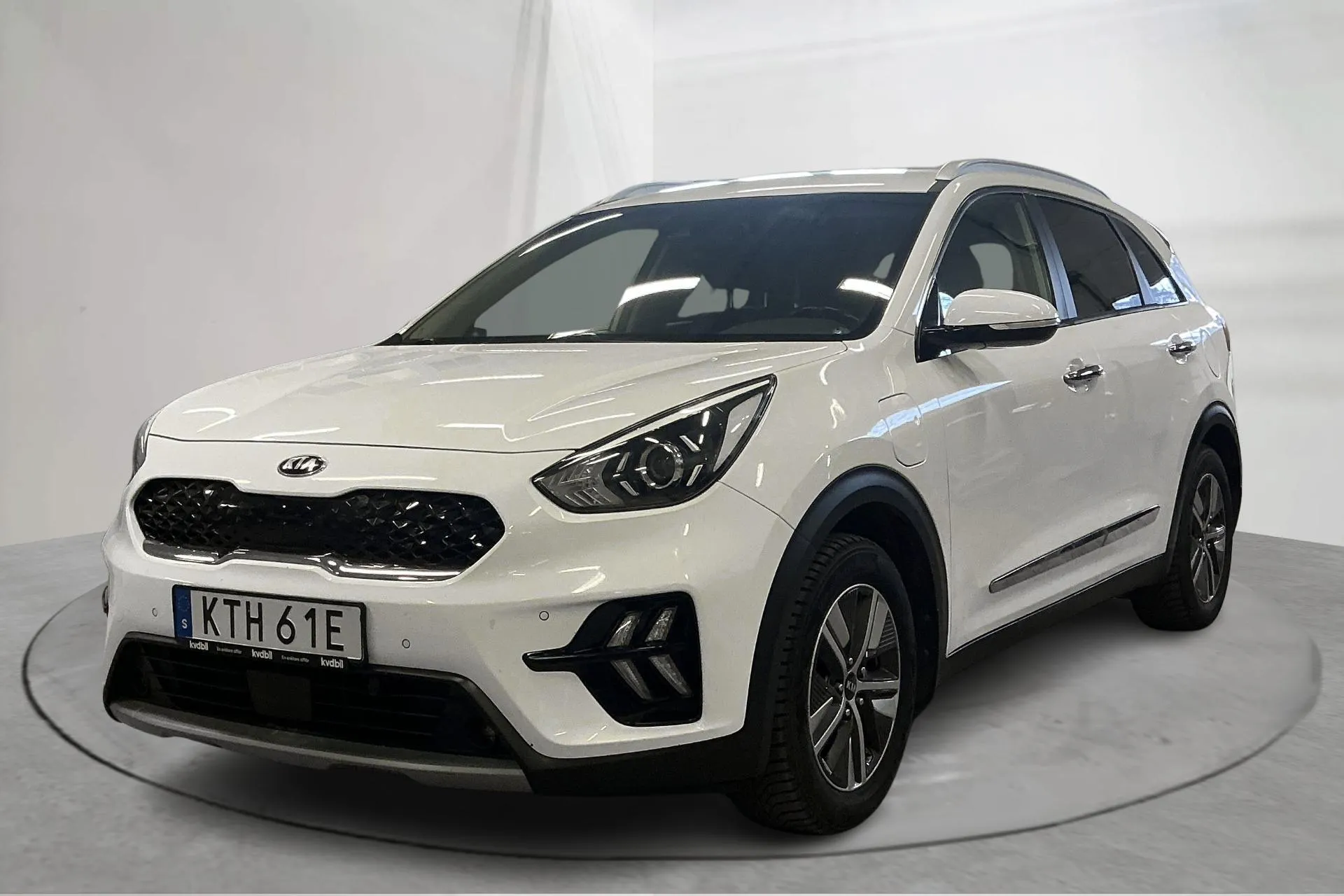 Presentationsfoto 1 av 21: KIA Niro Plug-in Hybrid 1.6 (141hk) - 28 049 mil - Automat - vit - 2020