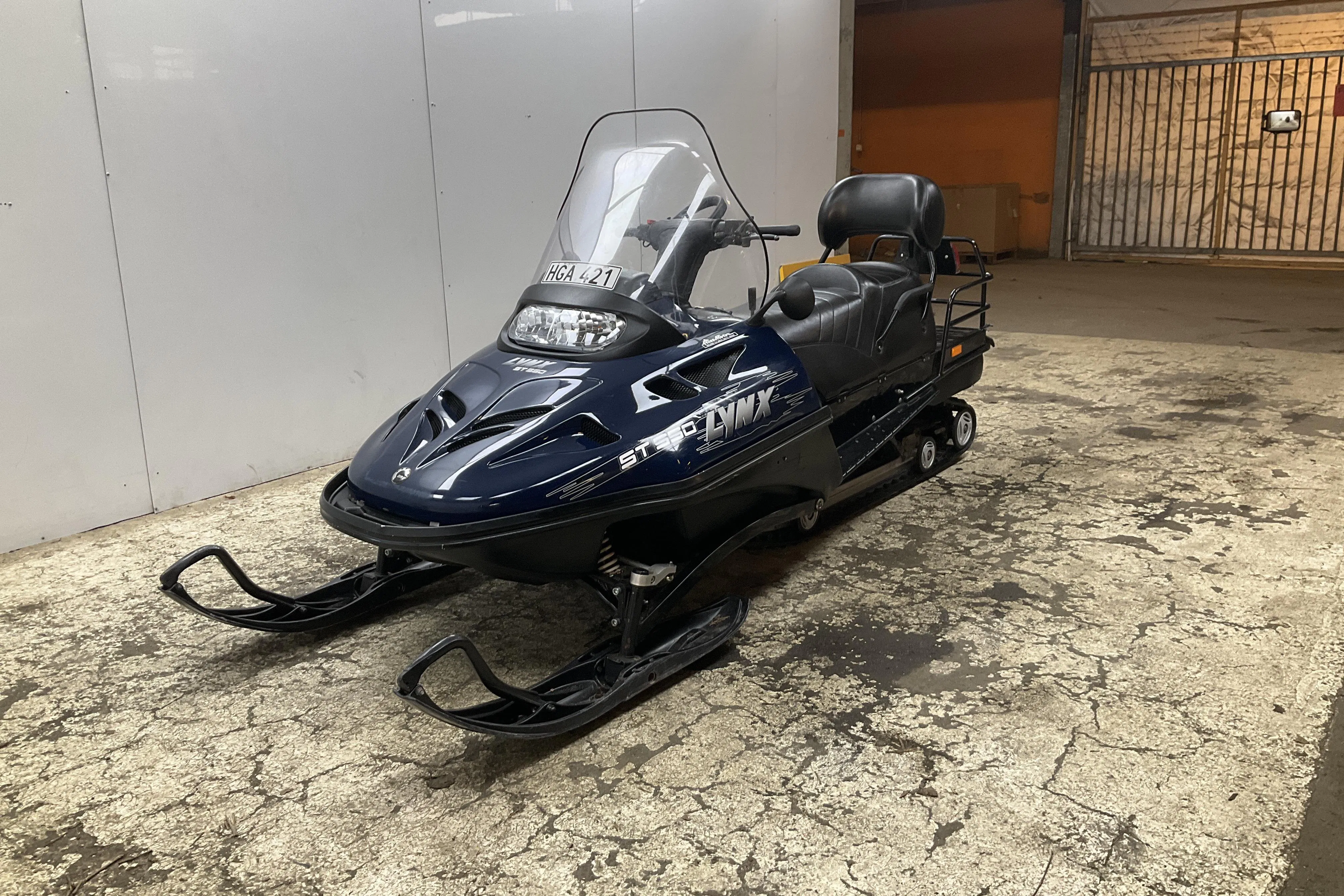 Presentation photo 1 of 8: LYNX ST 550 Snöskoter - 2 170 km - Manual - blue - 2007