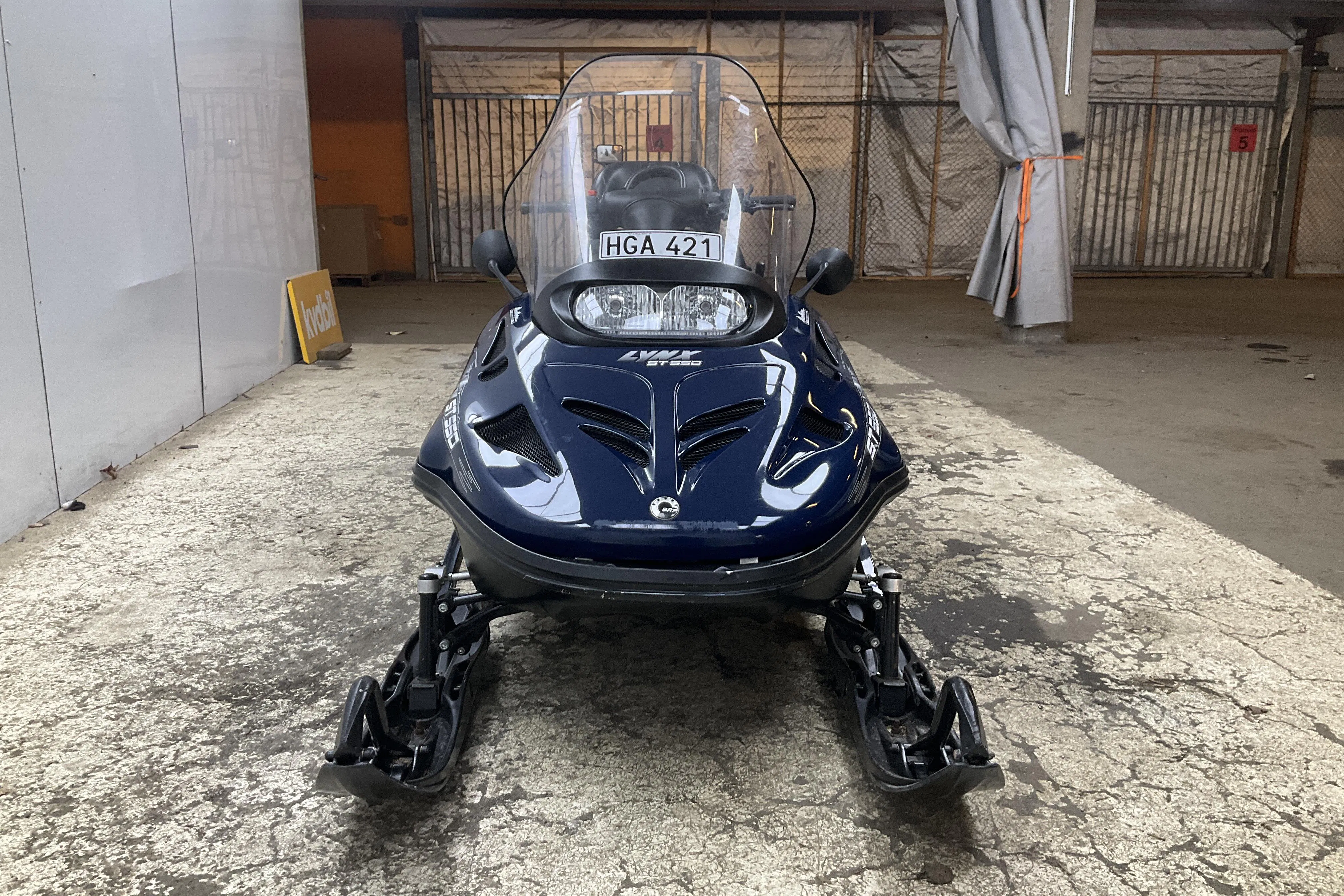 Presentation photo 2 of 8: LYNX ST 550 Snöskoter - 2 170 km - Manual - blue - 2007