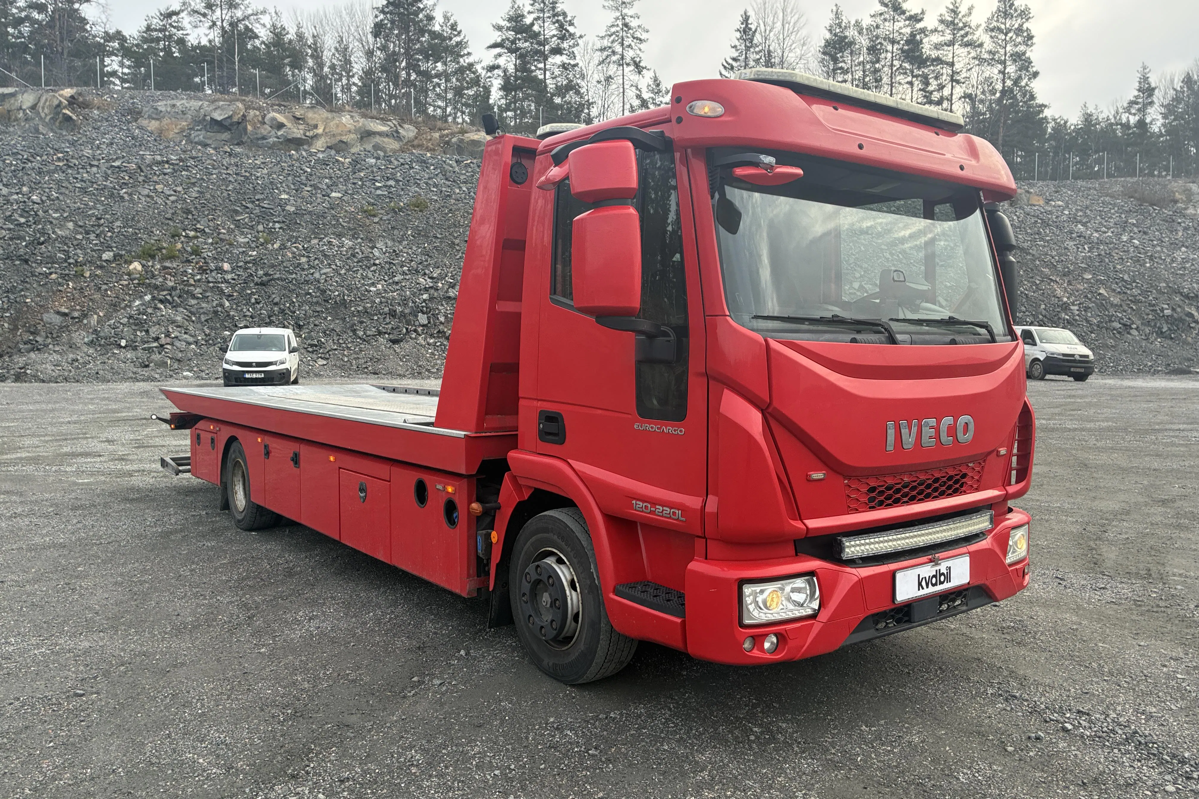Presentation photo 2 of 104: IVECO Flakbärgare - 153 246 km - Manual - red - 2019