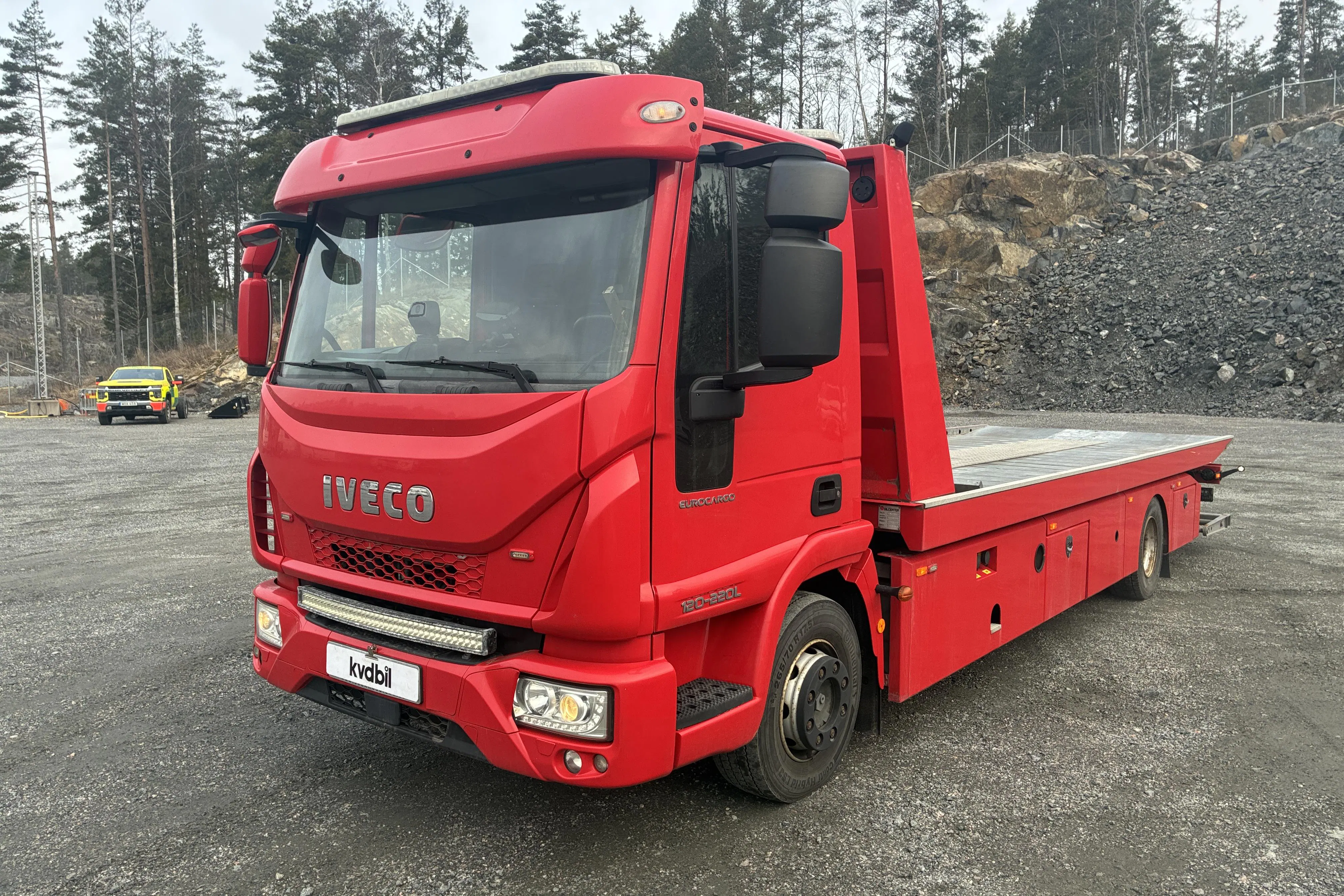 Presentation photo 1 of 104: IVECO Flakbärgare - 153 246 km - Manual - red - 2019