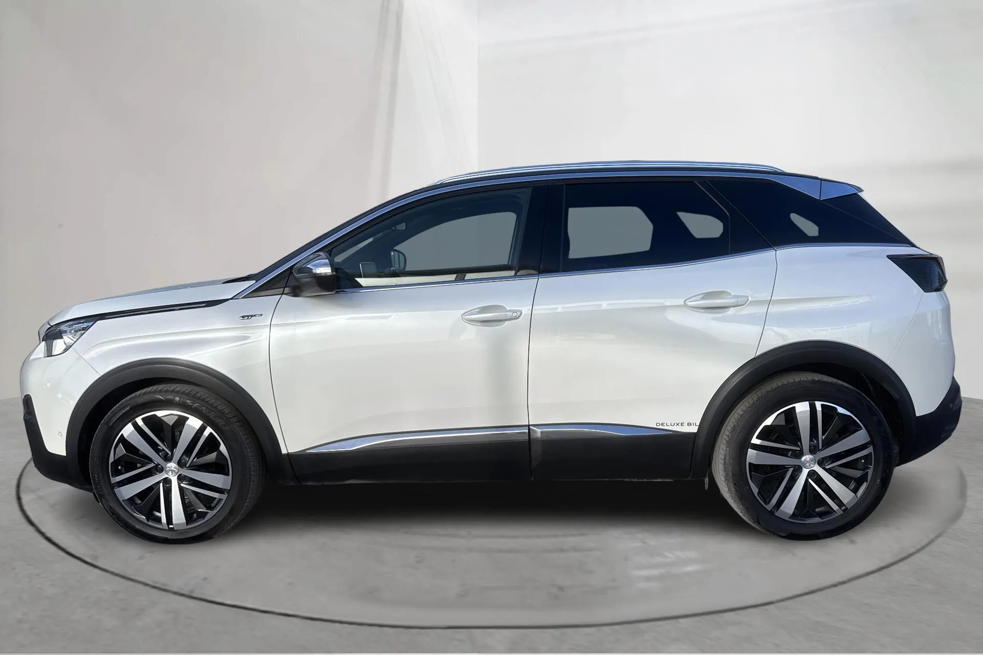 Presentation photo 2 of 20: Peugeot 3008 2.0 BlueHDi (180hk) - 157 050 km - Automatic - white - 2018