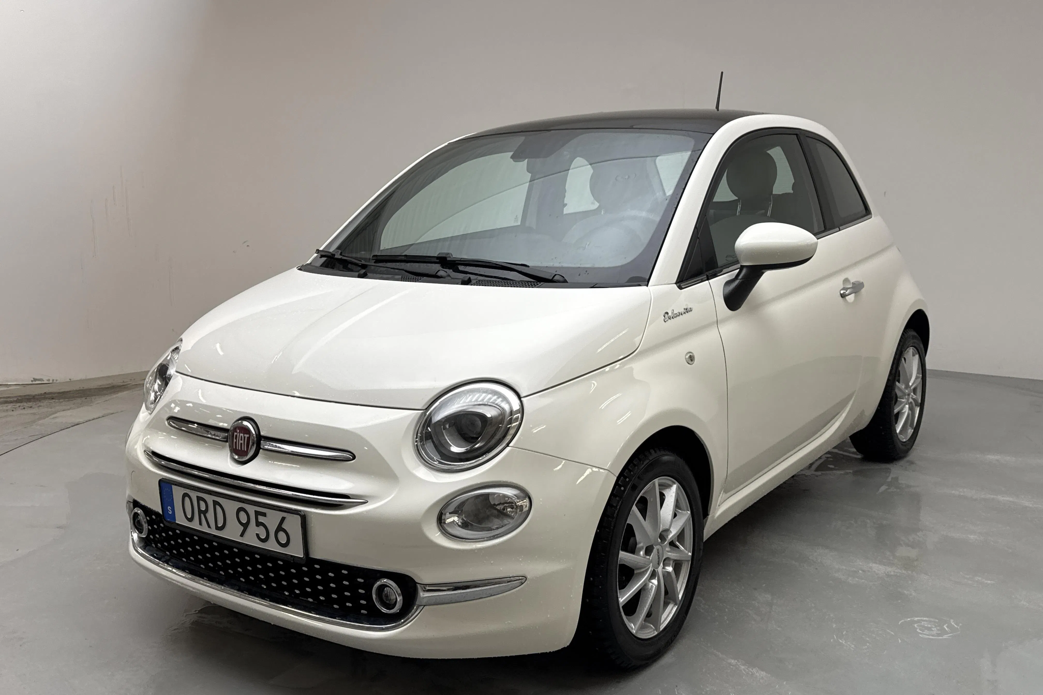 Presentationsfoto 1 av 14: Fiat 500 Hybrid (70hk) - 4 974 mil - Manuell - vit - 2021