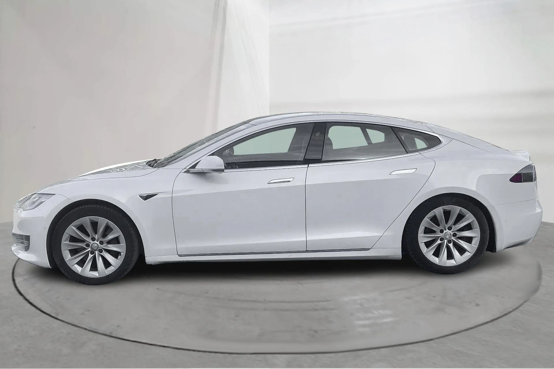Presentation photo 2 of 19: Tesla Model S 100D - 178 940 km - Automatic - white - 2018