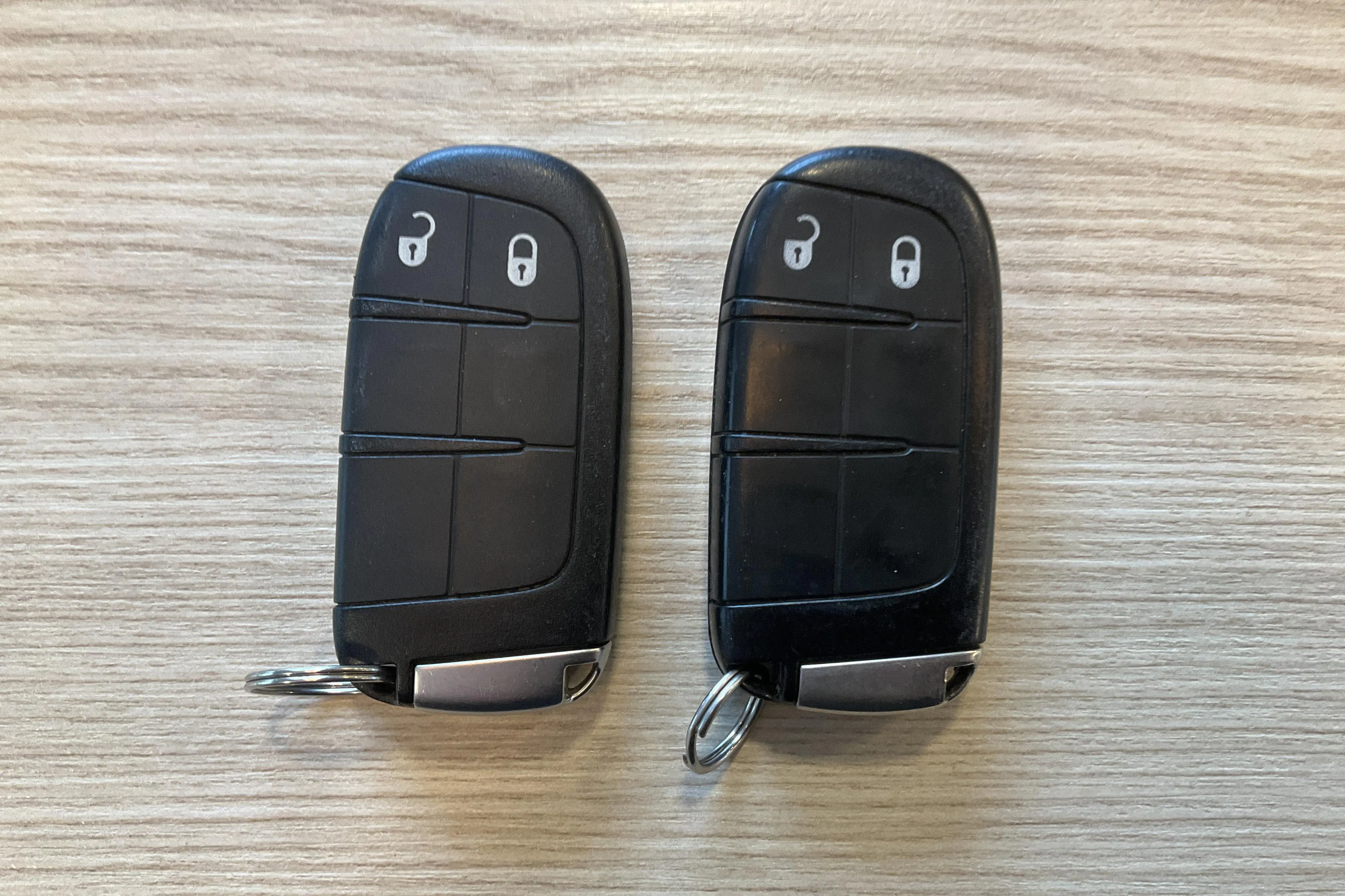 Presentation photo 18 of 18: Fiat Freemont 2.0 Multijet AWD (170hk) - 160 400 km - Automatic - black - 2015