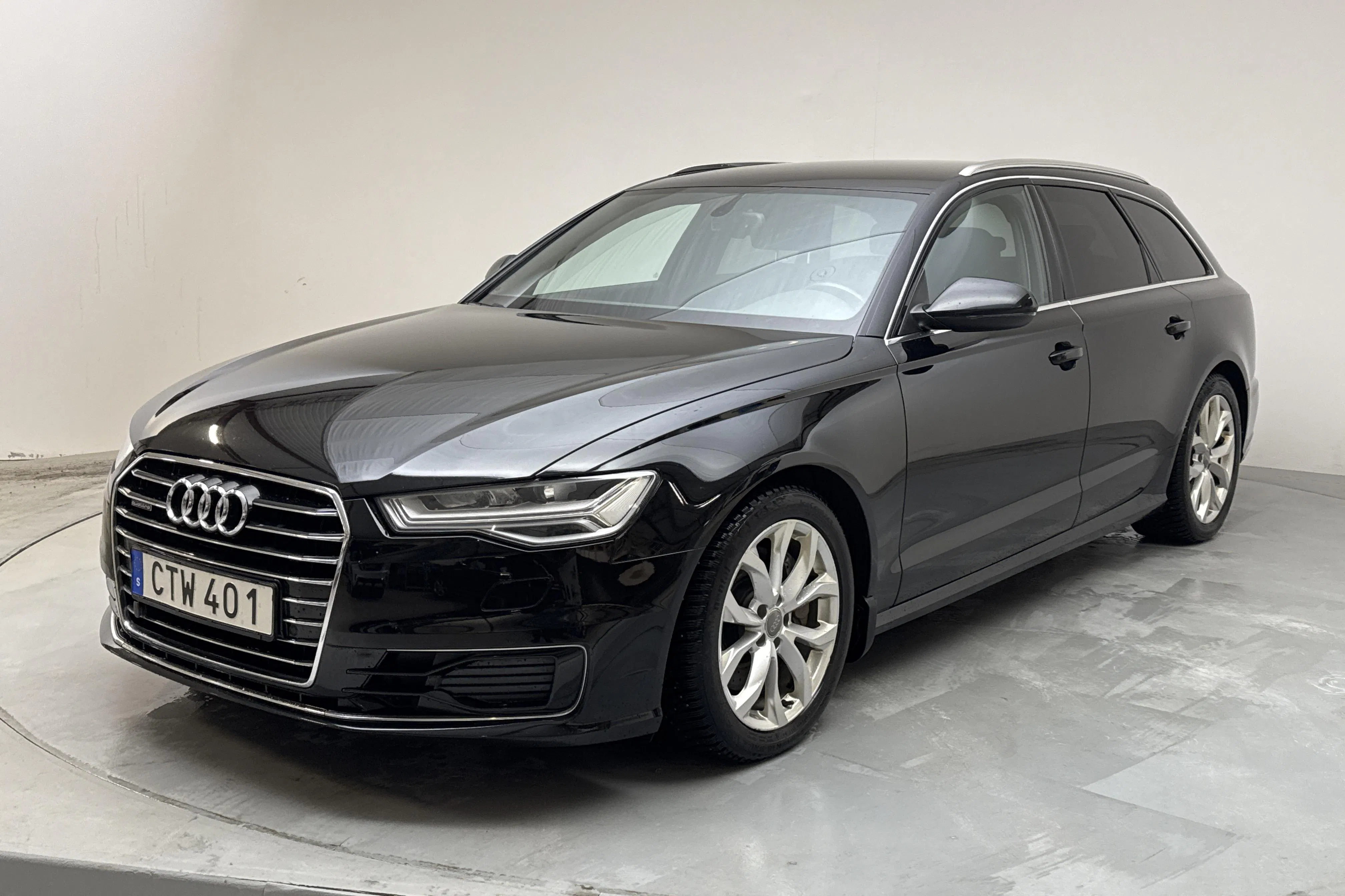 Presentation photo 1 of 15: Audi A6 3.0 TDI Avant quattro (218hk) - 206 480 km - Automatic - black - 2016