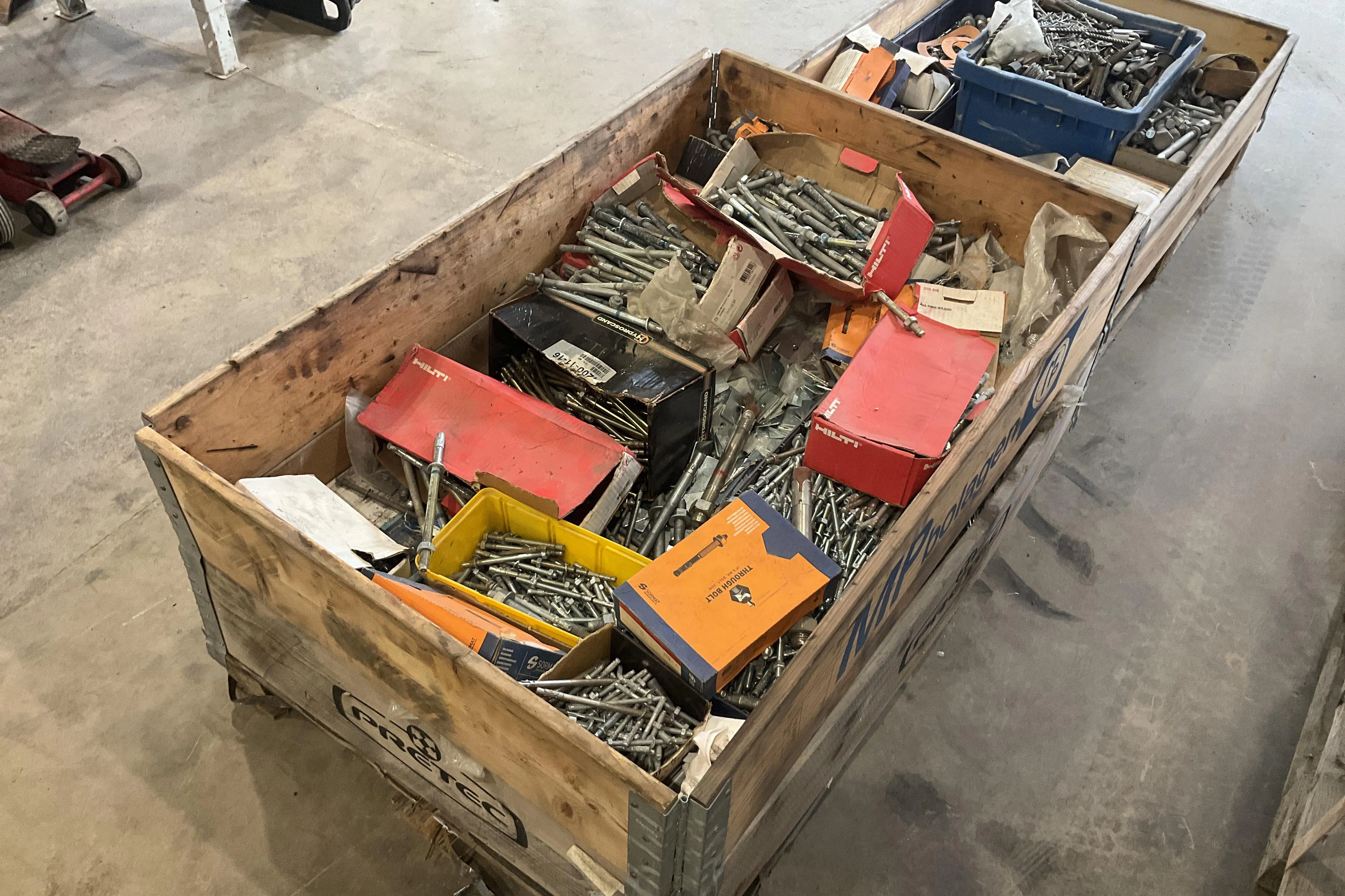 Presentation photo 2 of 23: Smådelstvätt Blästerskåp + 2 pall expander mm - 0 km