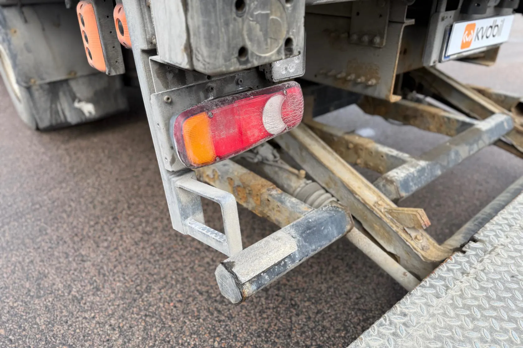 Presentation photo 111 of 111: VOLVO FL250 - 541 159 km - Automatic - Light Blue - 2016