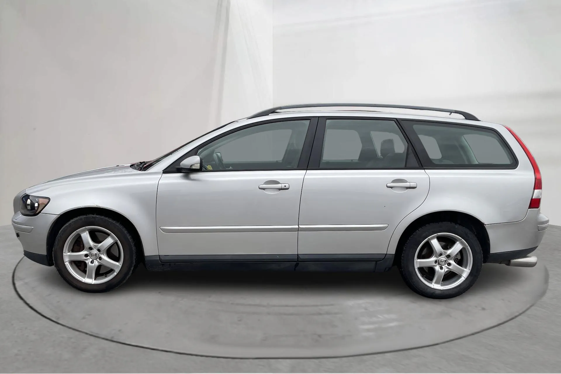 Presentation photo 2 of 15: Volvo V50 2.5 T5 AWD (220hk) - 230 460 km - Automatic - silver - 2005