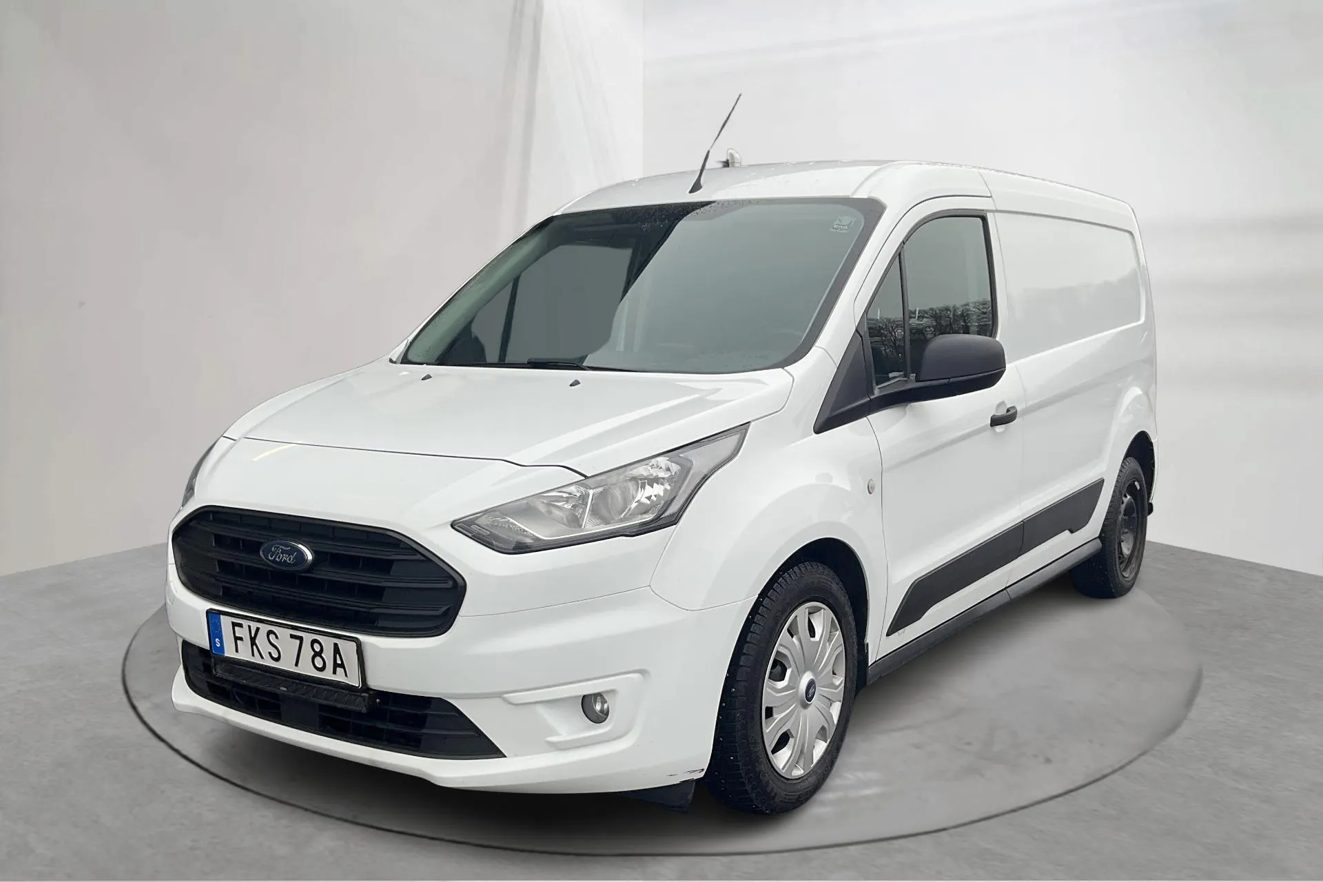 Presentationsfoto 1 av 17: Ford Transit Connect 1.5 EcoBlue (100hk) - 17 928 mil - Manuell - vit - 2020