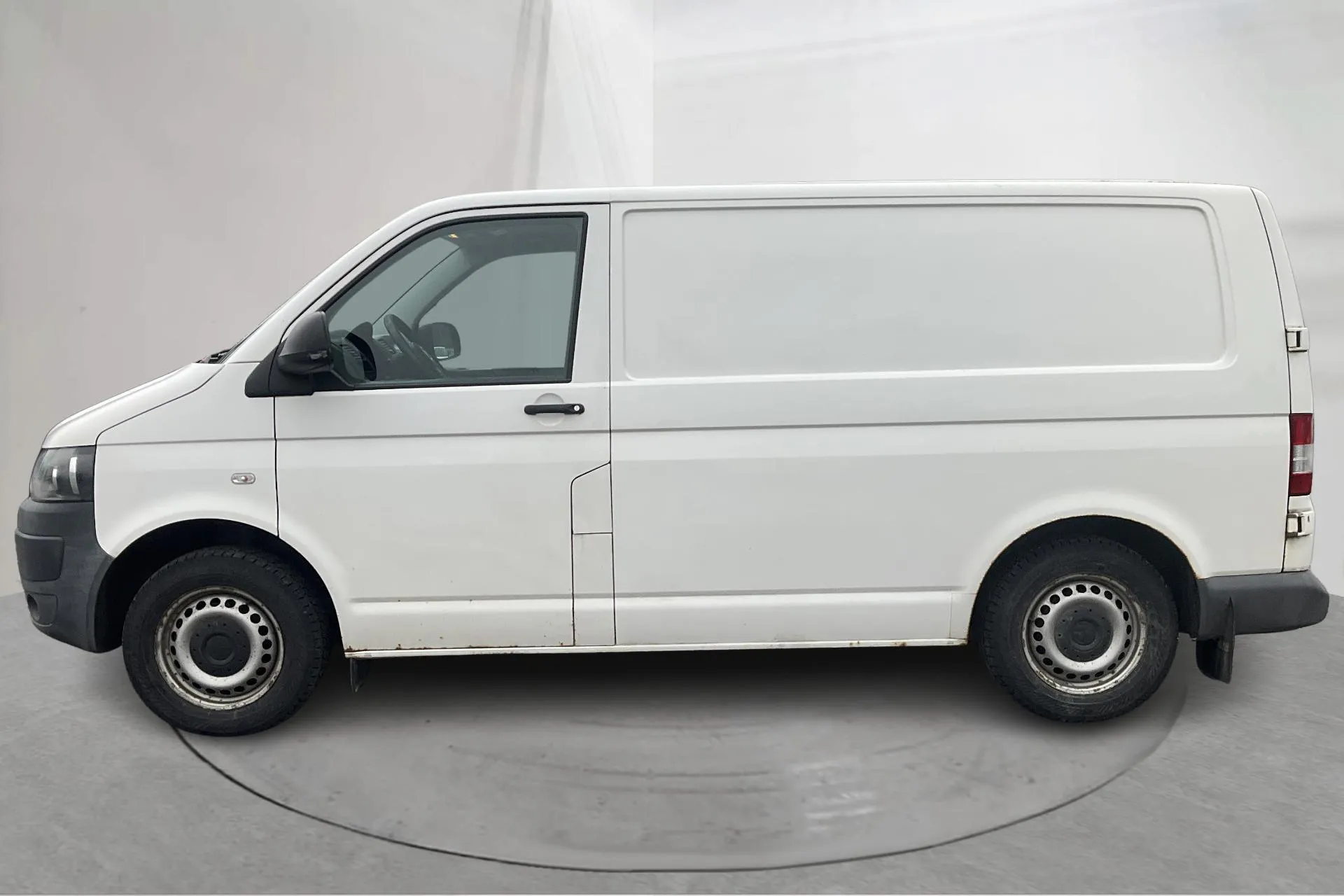 Presentation photo 2 of 12: VW Transporter T5 2.0 TDI (102hk) - 201 280 km - Manual - white - 2013