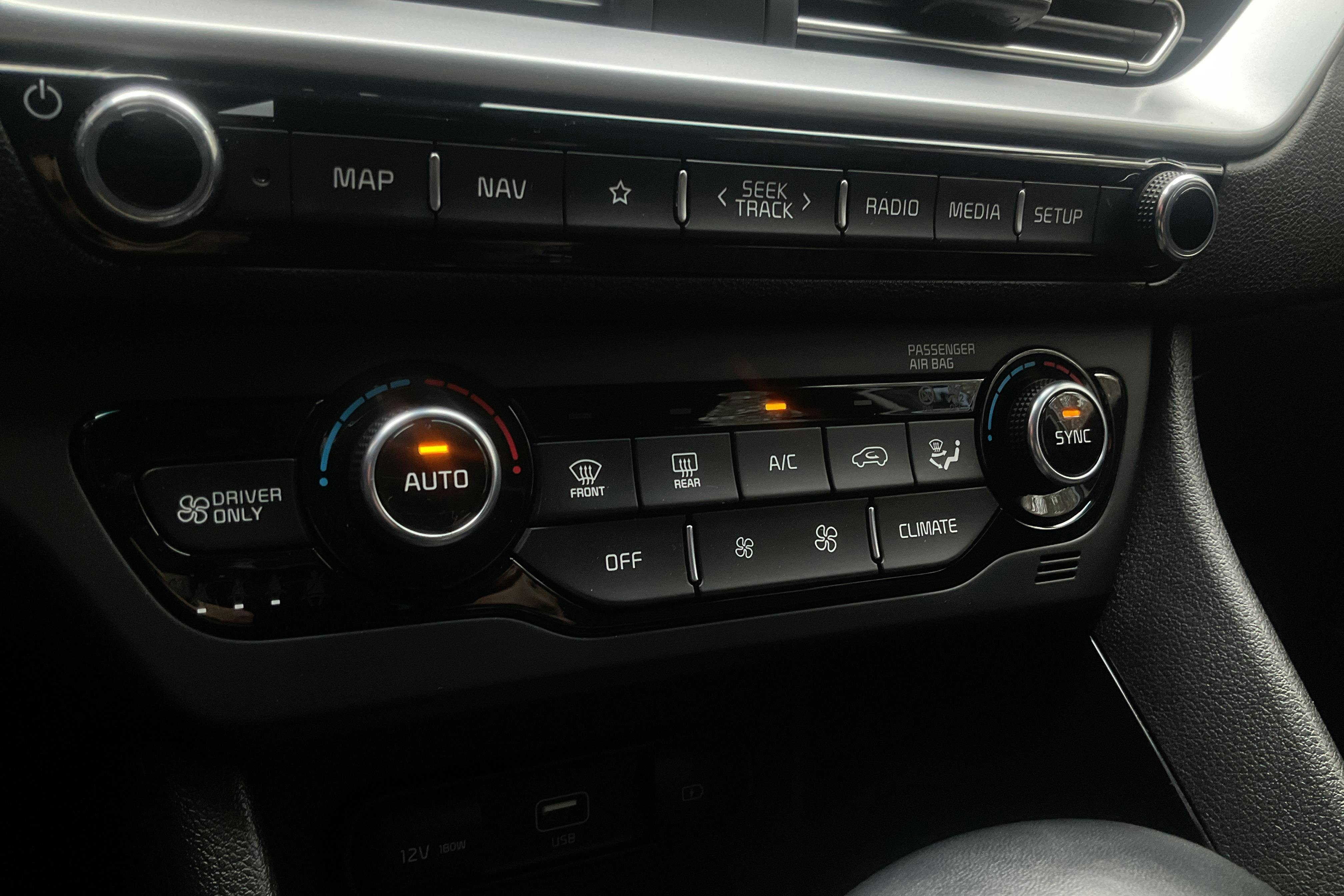 Presentation photo 16 of 16: KIA Niro Plug-in Hybrid 1.6 (141hk) - 72 150 km - Automatic - blue - 2021