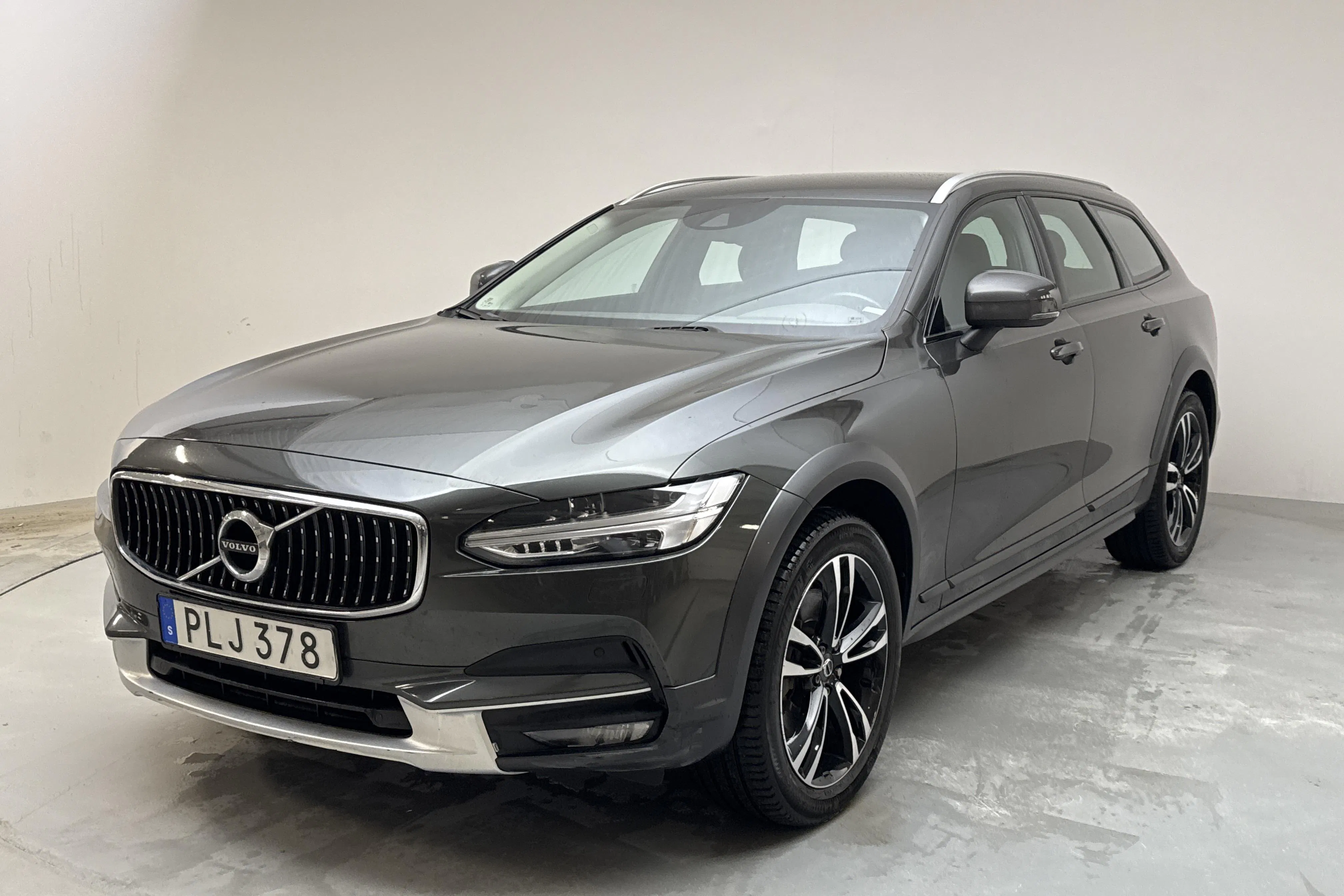 Volvo V90 D4 Cross Country AWD (190hk)