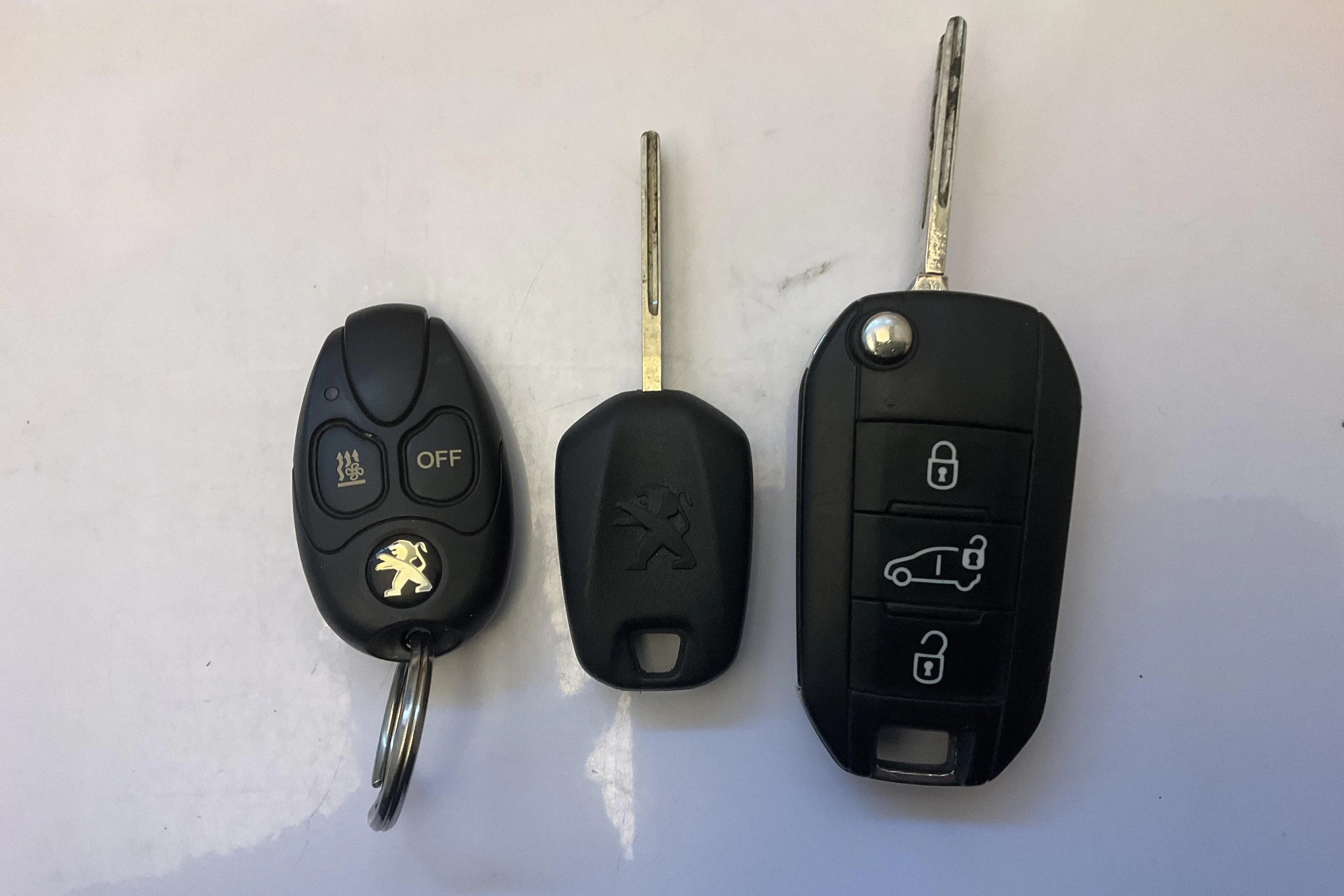 Presentation photo 15 of 15: Peugeot Expert BlueHDi Skåp (122hk) - 115 210 km - Manual - white - 2020