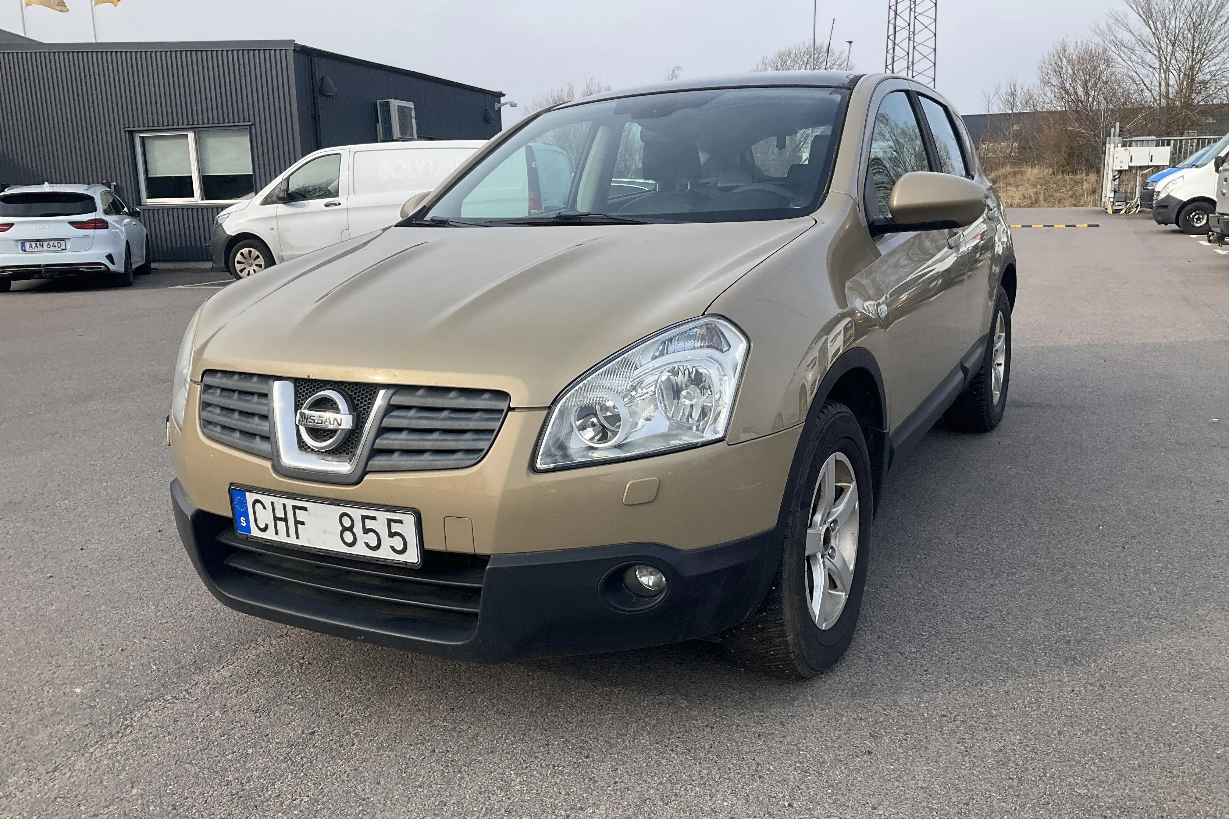 Presentationsfoto 1 av 13: Nissan Qashqai 2.0 dCi 4x4 (150hk) - 20 776 mil - Automat - Light Yellow - 2008
