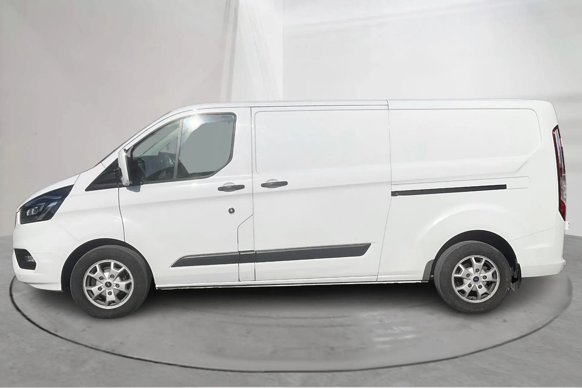 Presentation photo 2 of 15: Ford Transit Custom 300 (130hk) - 90 370 km - Manual - white - 2020